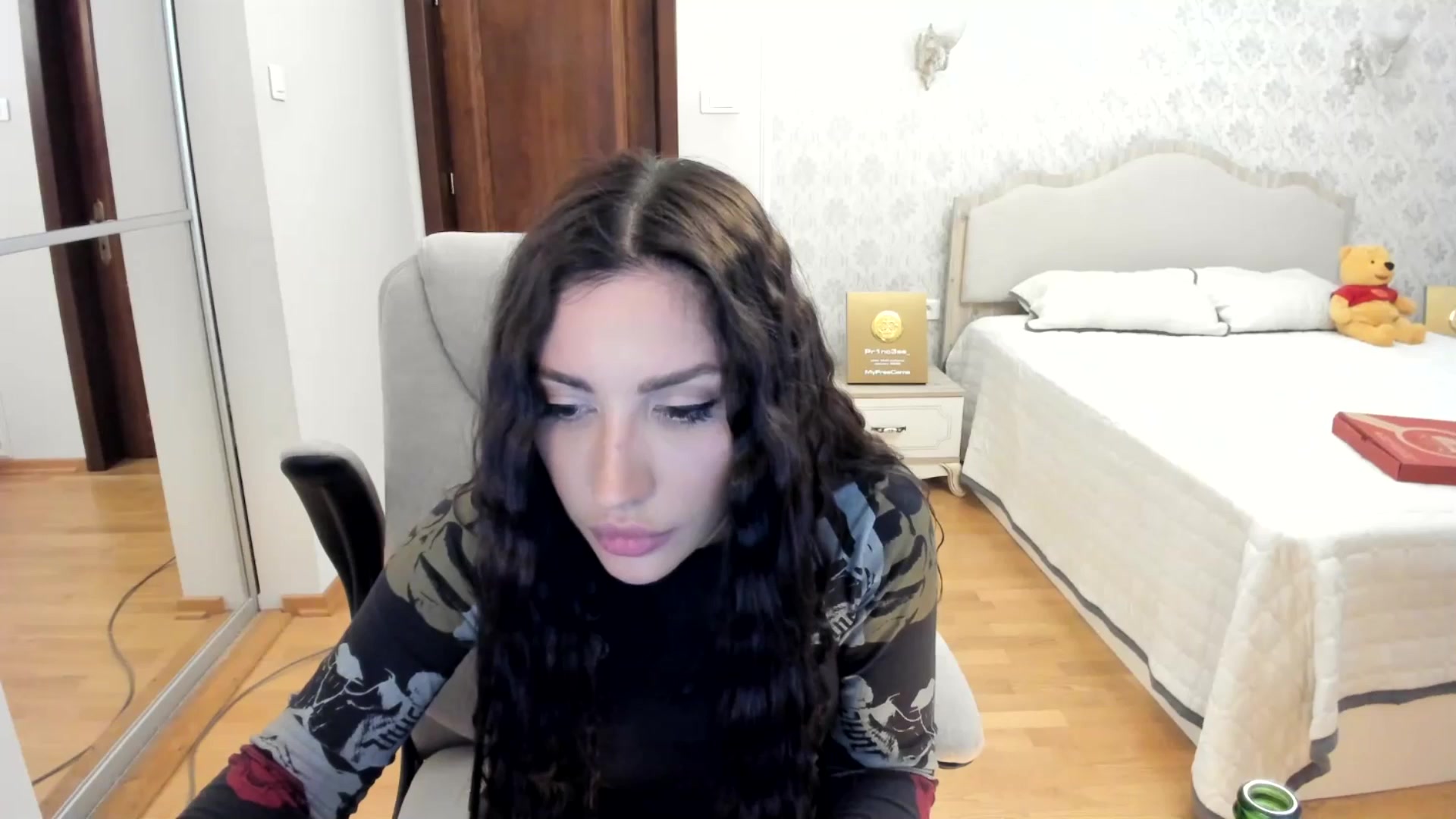 Gallery image thumbnail from Pr1nc3ss_'s myfreecams stream on, 04/01/2026, 06:49 image 13 of 20