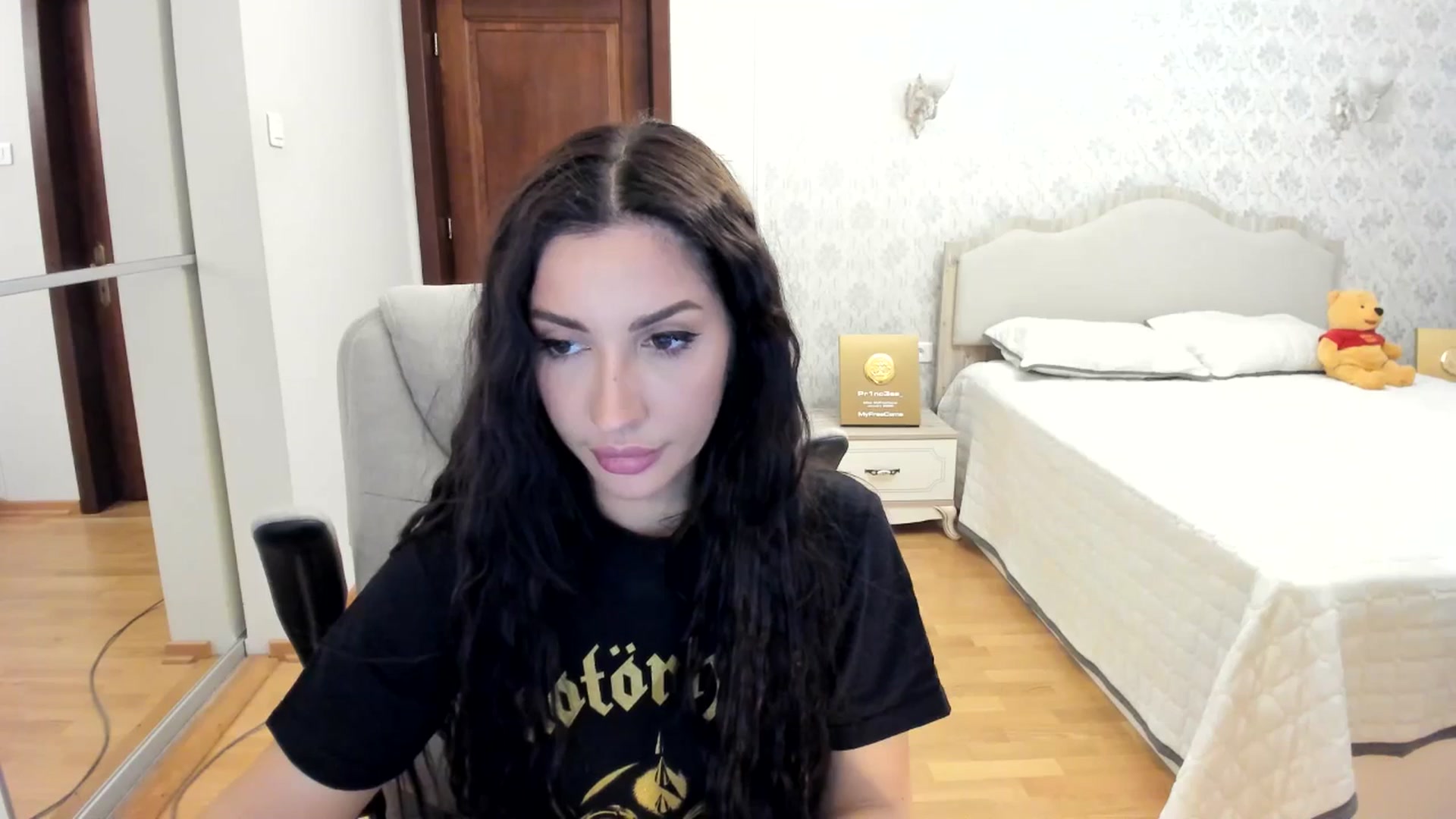 Gallery image thumbnail from Pr1nc3ss_'s myfreecams stream on, 04/02/2026, 06:43 image 14 of 20