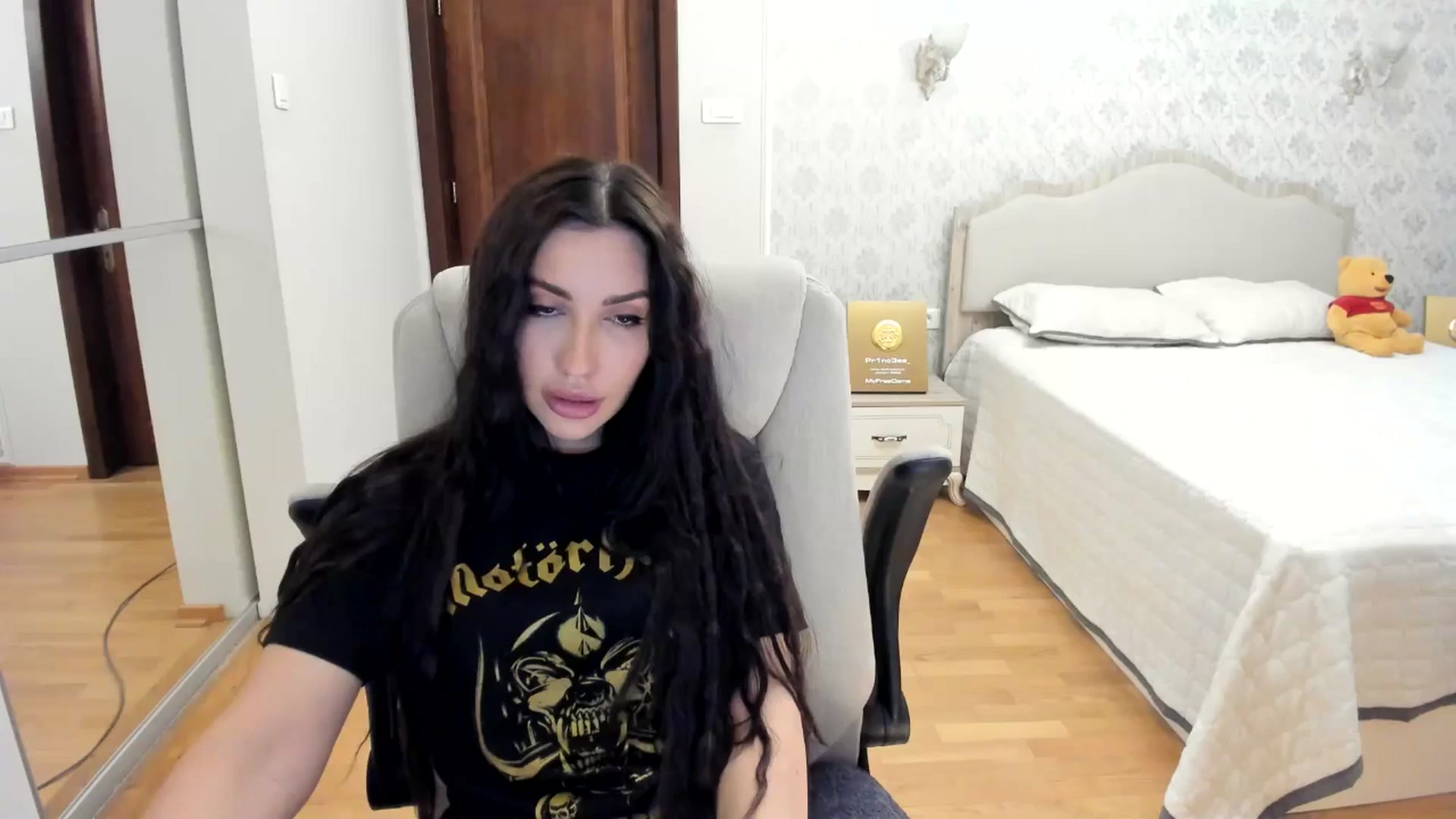 Gallery image thumbnail from Pr1nc3ss_'s myfreecams stream on, 04/02/2026, 06:43 image 1 of 20