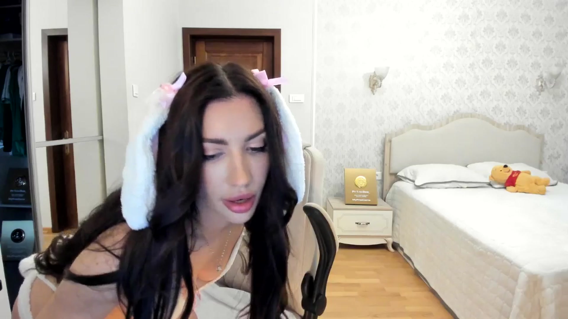 Gallery image thumbnail from Pr1nc3ss_'s myfreecams stream on, 04/06/2026, 08:13 image 5 of 20