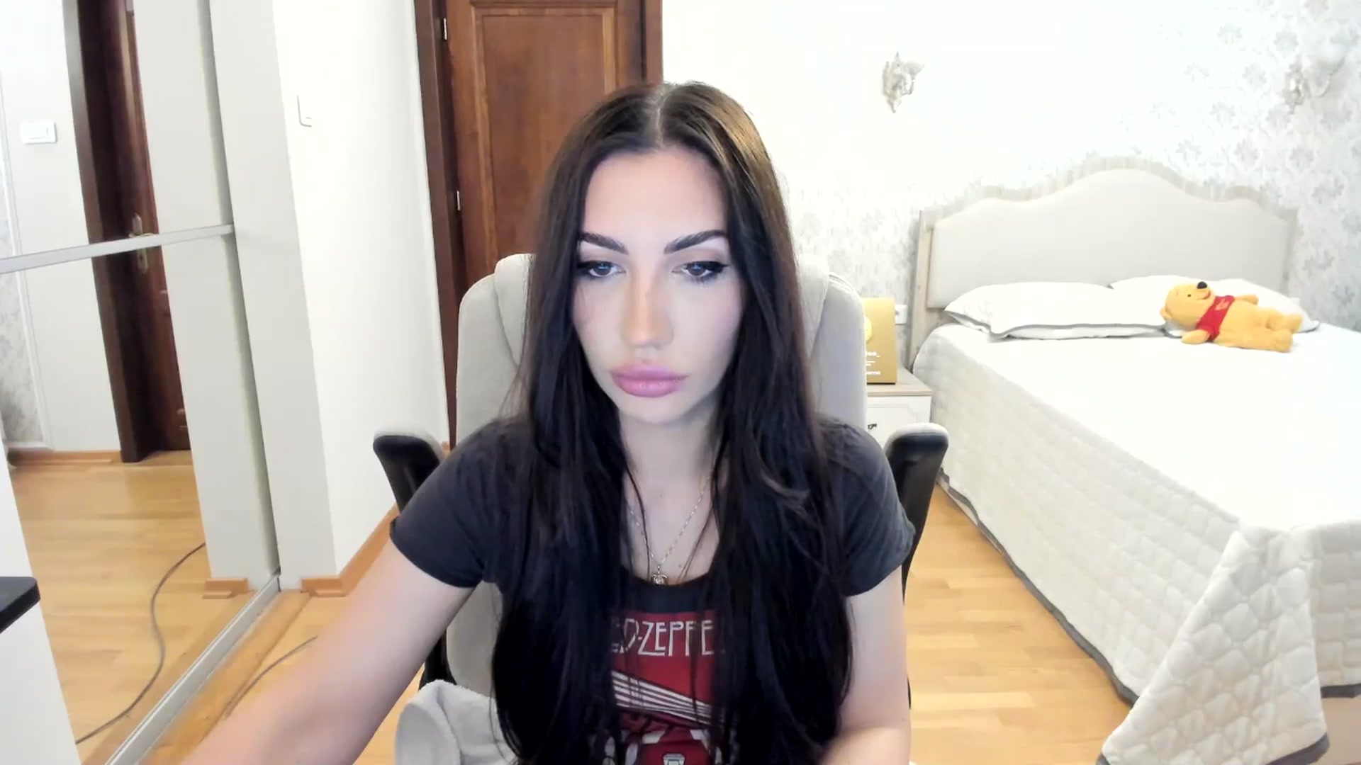 Gallery image thumbnail from Pr1nc3ss_'s myfreecams stream on, 04/09/2026, 06:12 image 2 of 20