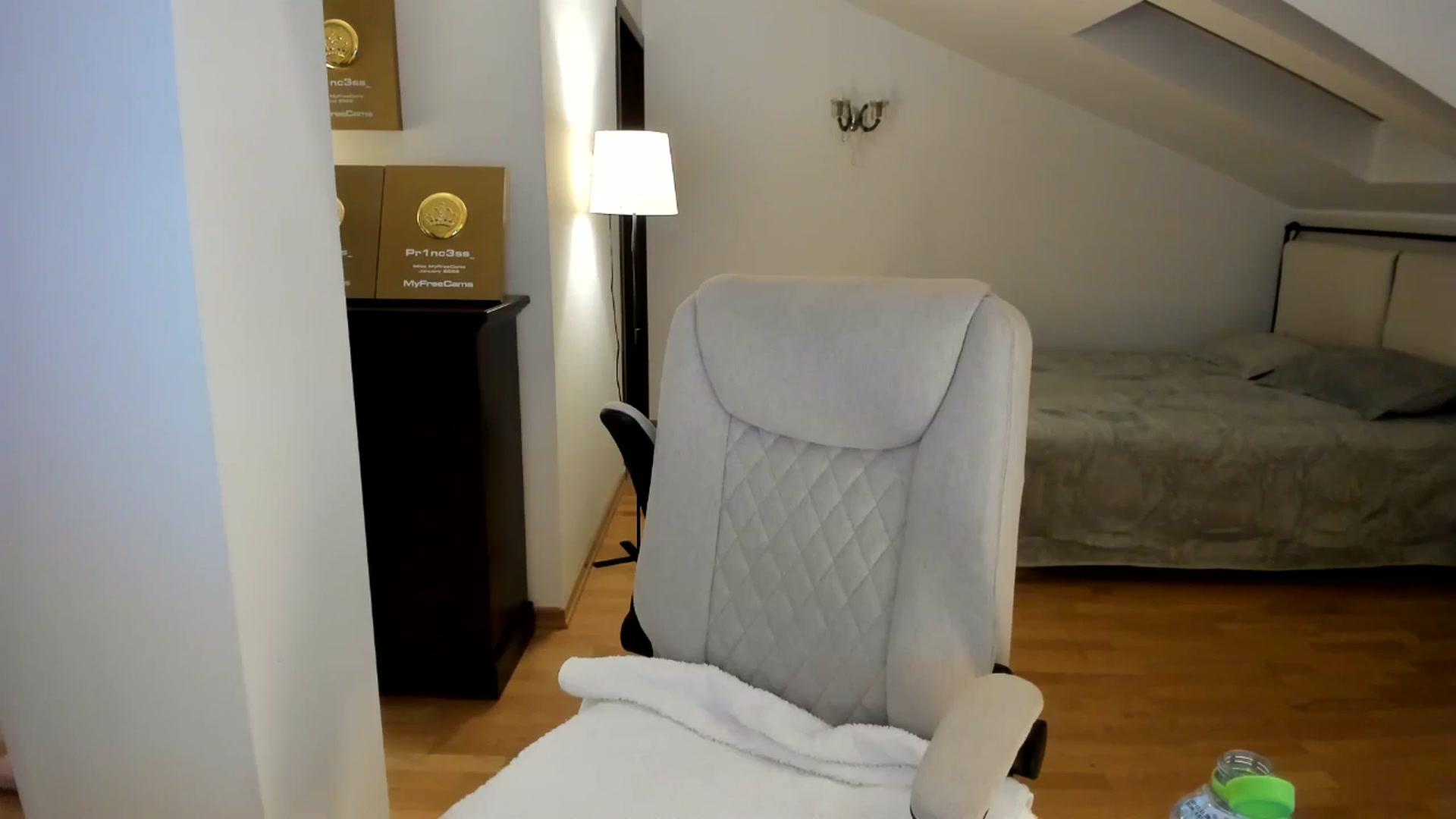 Gallery image thumbnail from Pr1nc3ss_'s myfreecams stream on, 04/10/2026, 08:57 image 9 of 20