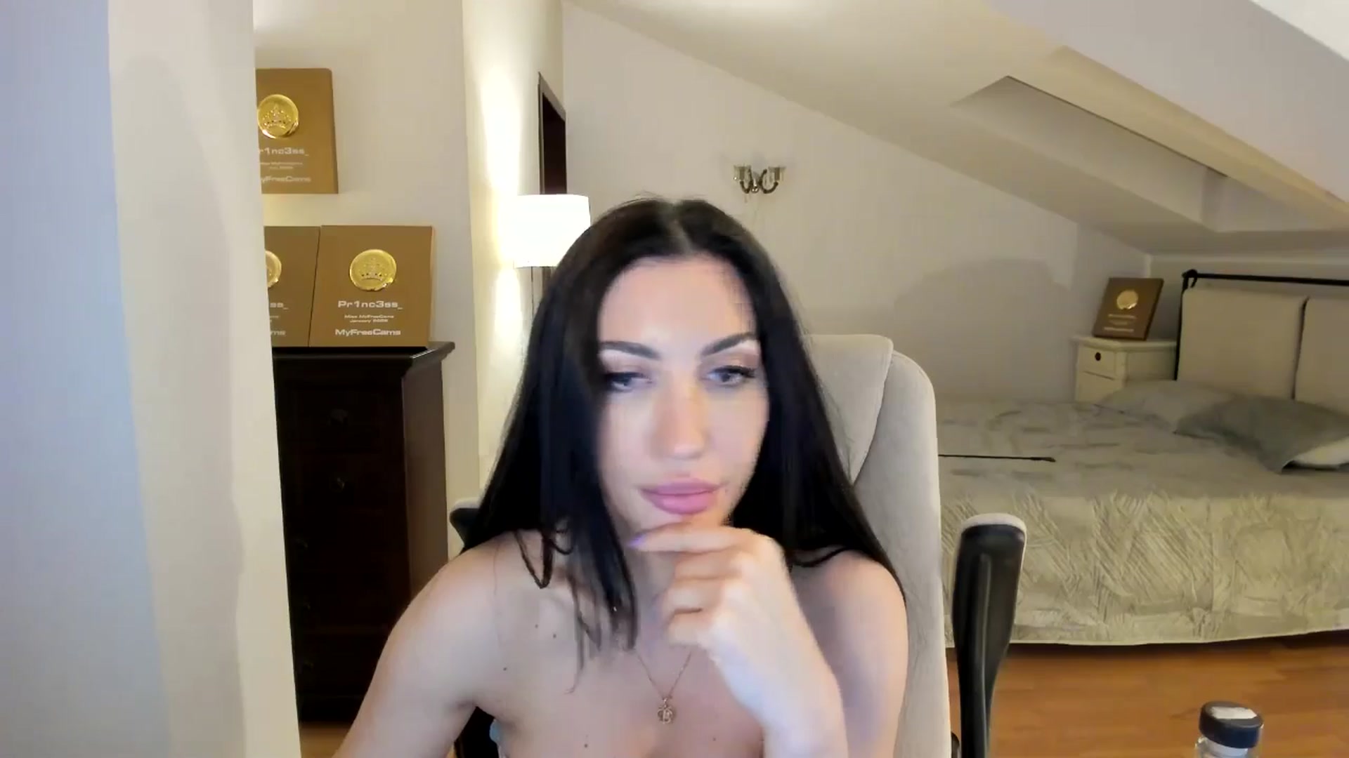 Gallery image thumbnail from Pr1nc3ss_'s myfreecams stream on, 04/11/2026, 08:09 image 19 of 20