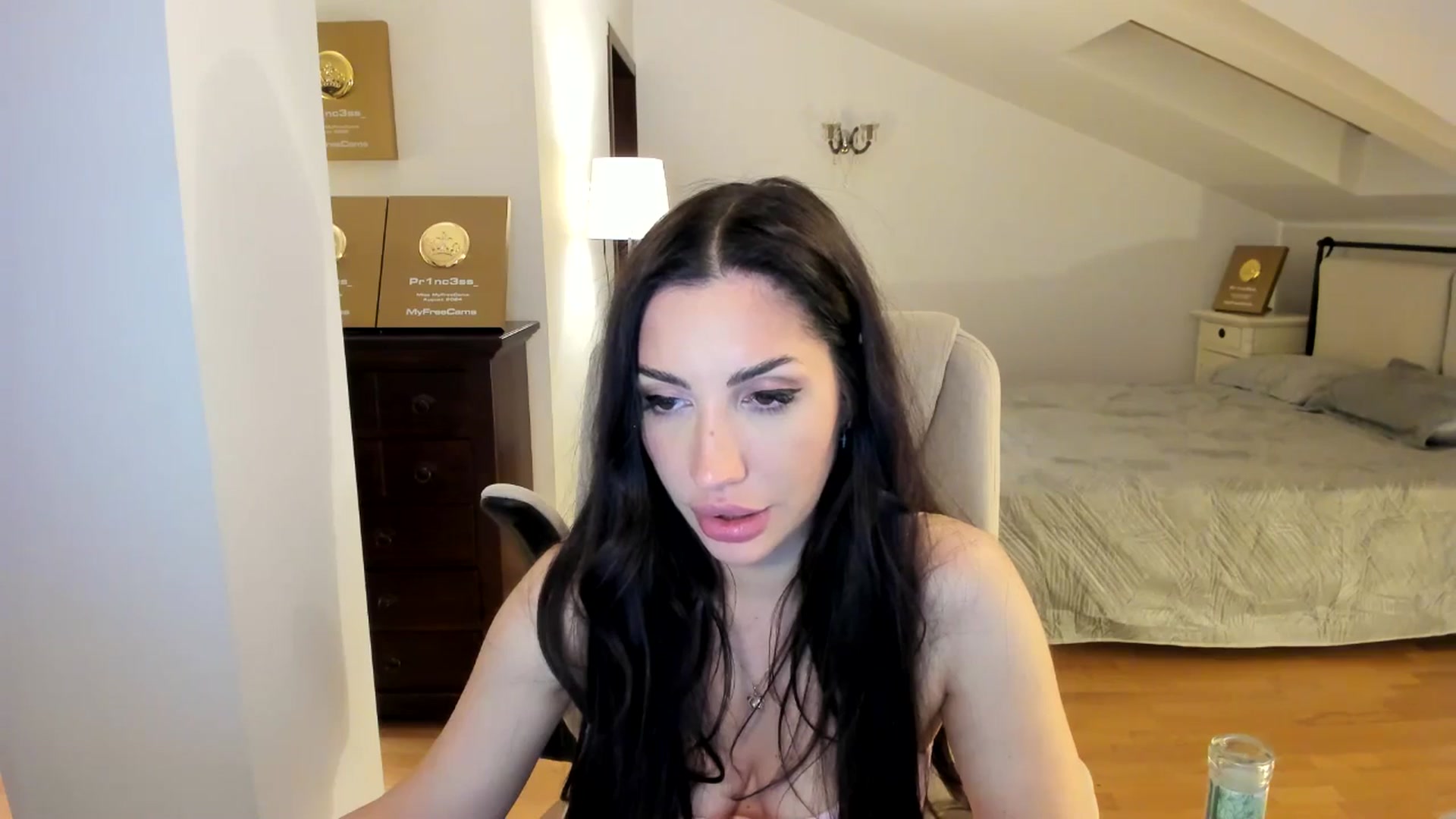 Gallery image thumbnail from Pr1nc3ss_'s myfreecams stream on, 04/14/2026, 05:44 image 18 of 20