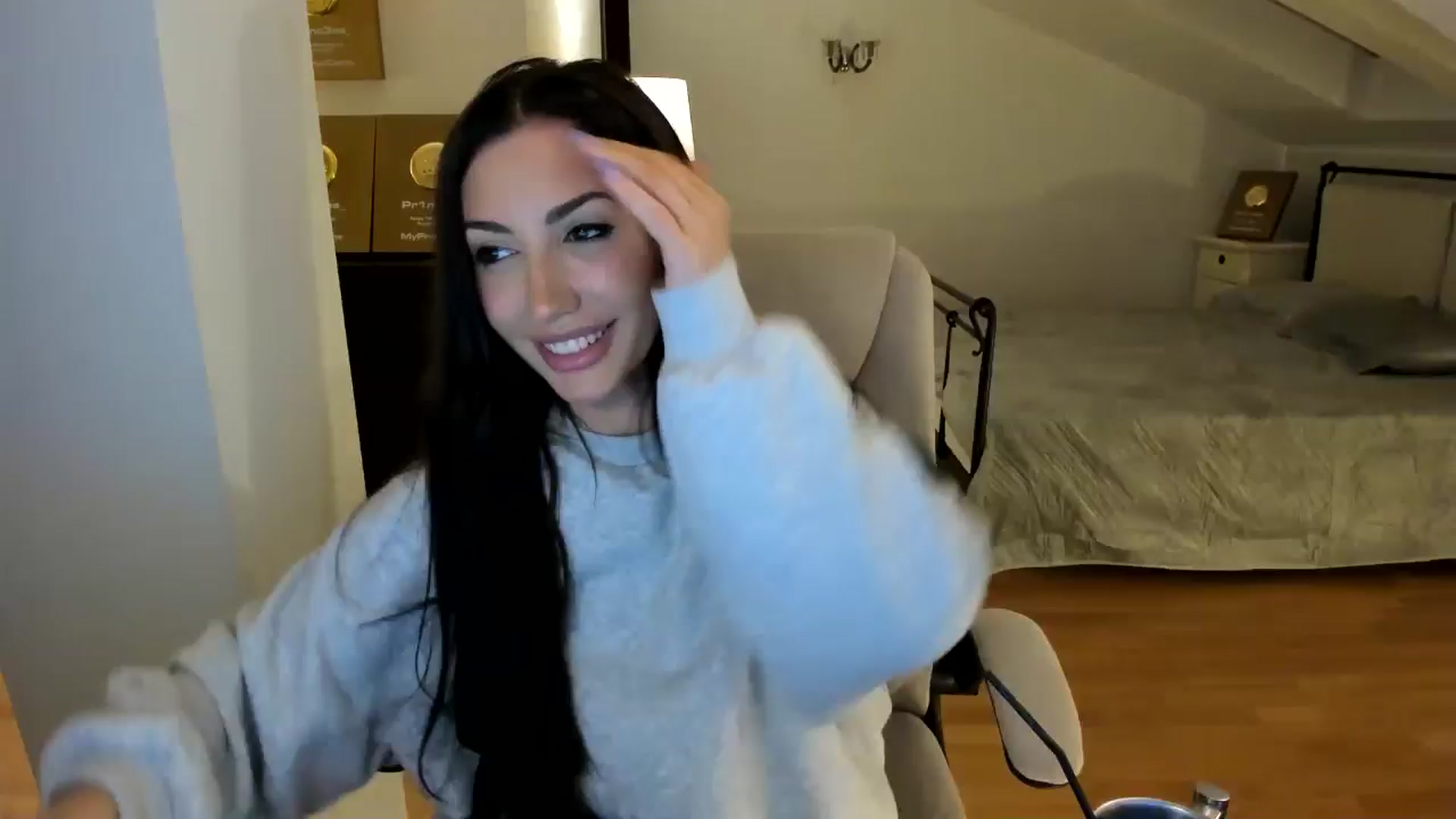 Gallery image thumbnail from Pr1nc3ss_'s myfreecams stream on, 04/17/2026, 04:04 image 18 of 20