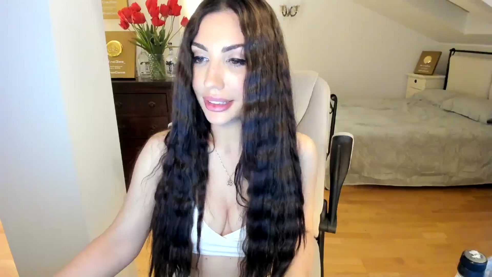 Gallery image thumbnail from Pr1nc3ss_'s myfreecams stream on, 04/18/2026, 06:14 image 8 of 20