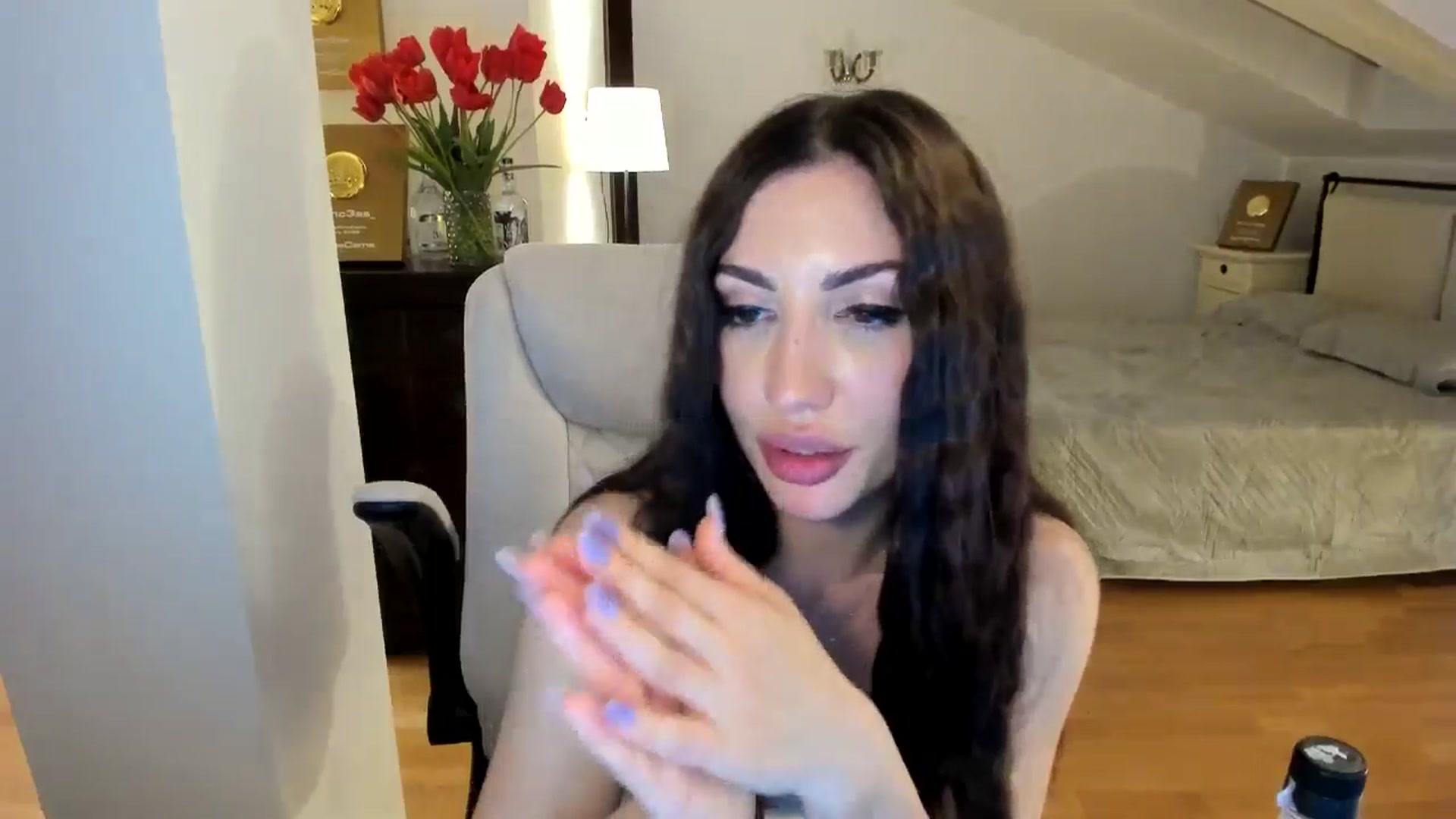 Gallery image thumbnail from Pr1nc3ss_'s myfreecams stream on, 04/18/2026, 06:48 image 16 of 20