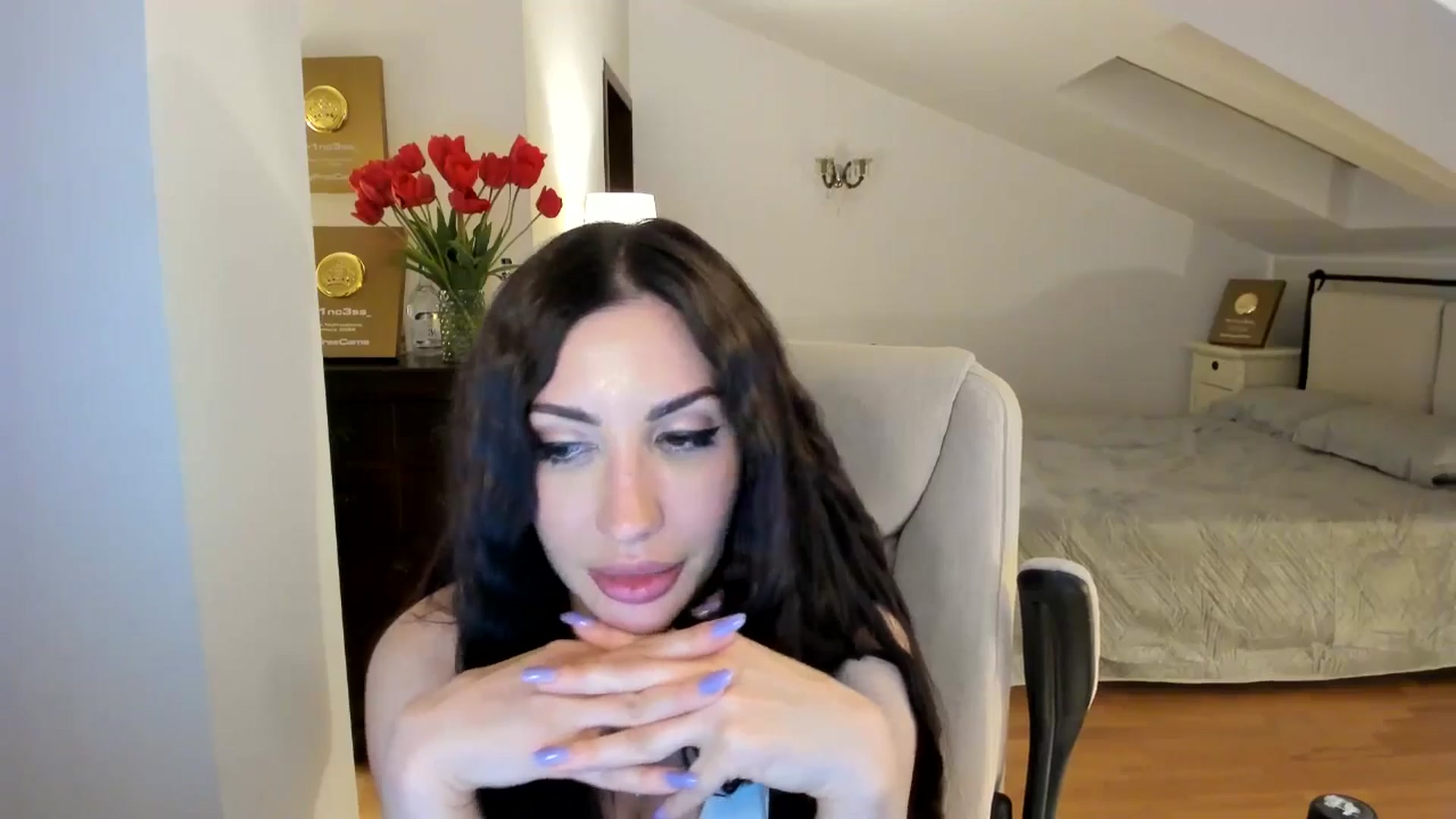 Gallery image thumbnail from Pr1nc3ss_'s myfreecams stream on, 04/18/2026, 07:42 image 15 of 20