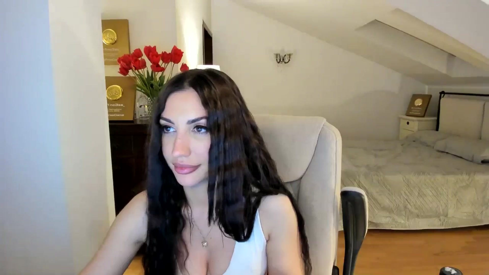 Gallery image thumbnail from Pr1nc3ss_'s myfreecams stream on, 04/18/2026, 07:42 image 14 of 20
