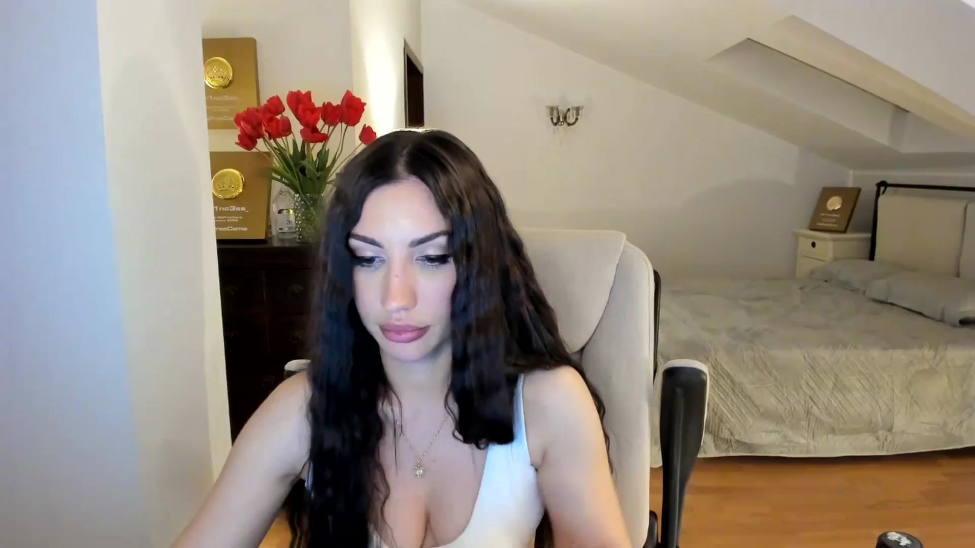 Gallery image thumbnail from Pr1nc3ss_'s myfreecams stream on, 04/18/2026, 07:42 image 12 of 20