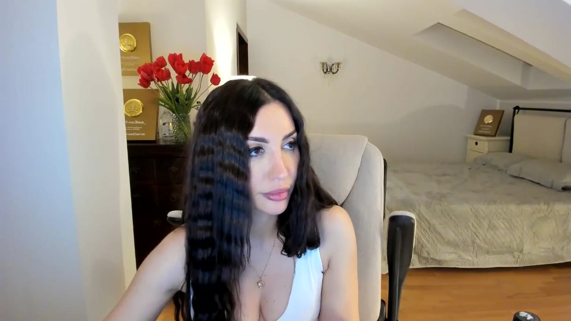 Gallery image thumbnail from Pr1nc3ss_'s myfreecams stream on, 04/18/2026, 07:42 image 11 of 20