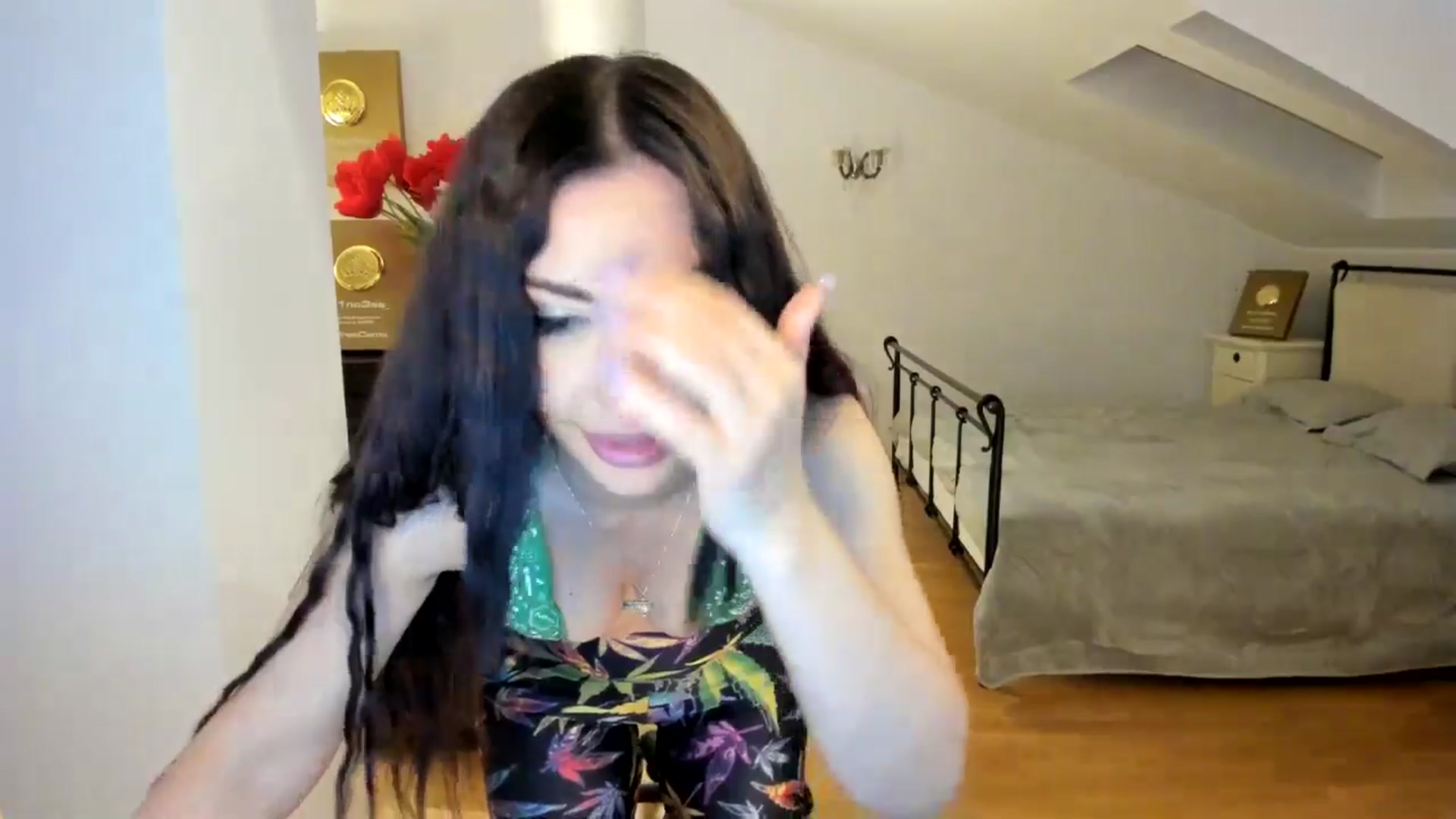 Gallery image thumbnail from Pr1nc3ss_'s myfreecams stream on, 04/19/2026, 05:49 image 18 of 20