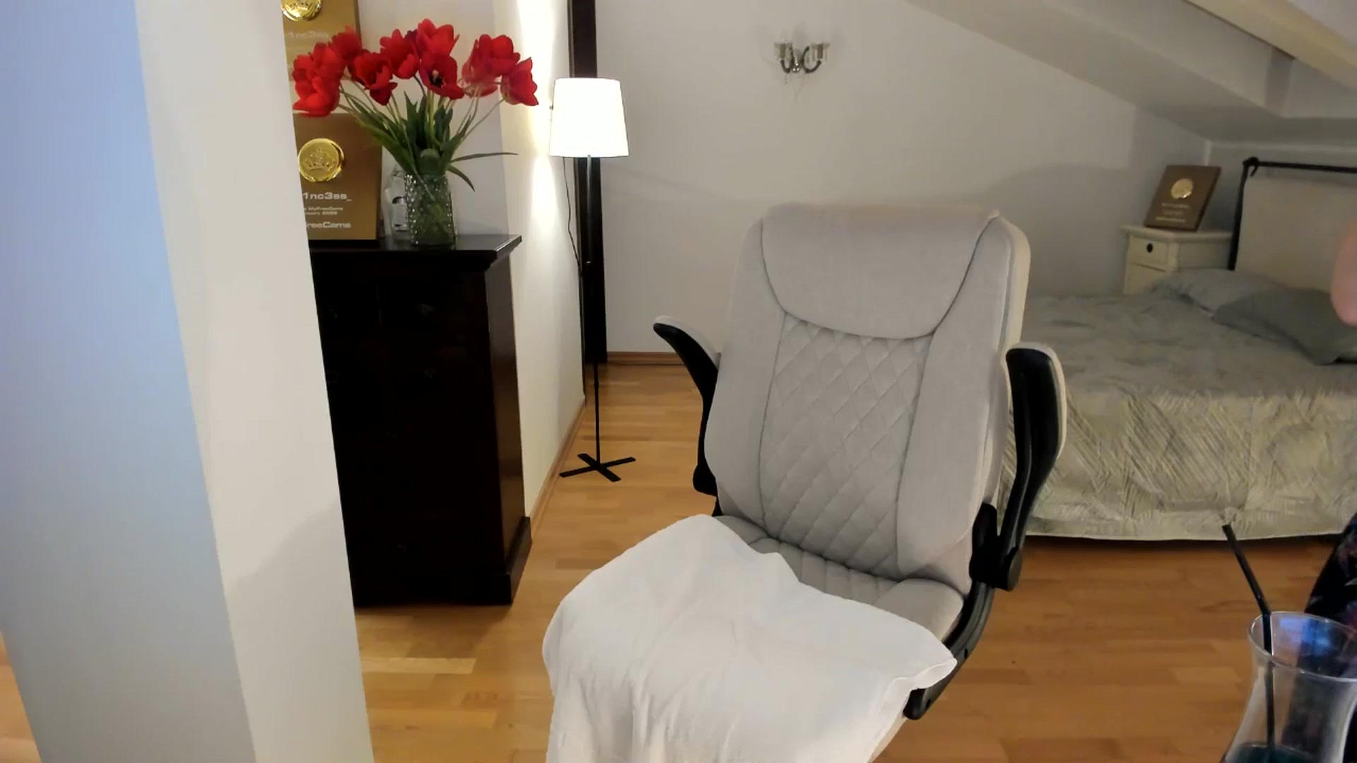 Gallery image thumbnail from Pr1nc3ss_'s myfreecams stream on, 04/19/2026, 12:25 image 5 of 20