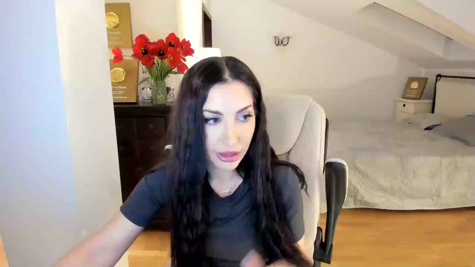 Gallery image thumbnail from Pr1nc3ss_'s myfreecams stream on, 04/20/2026, 07:18 image 5 of 20