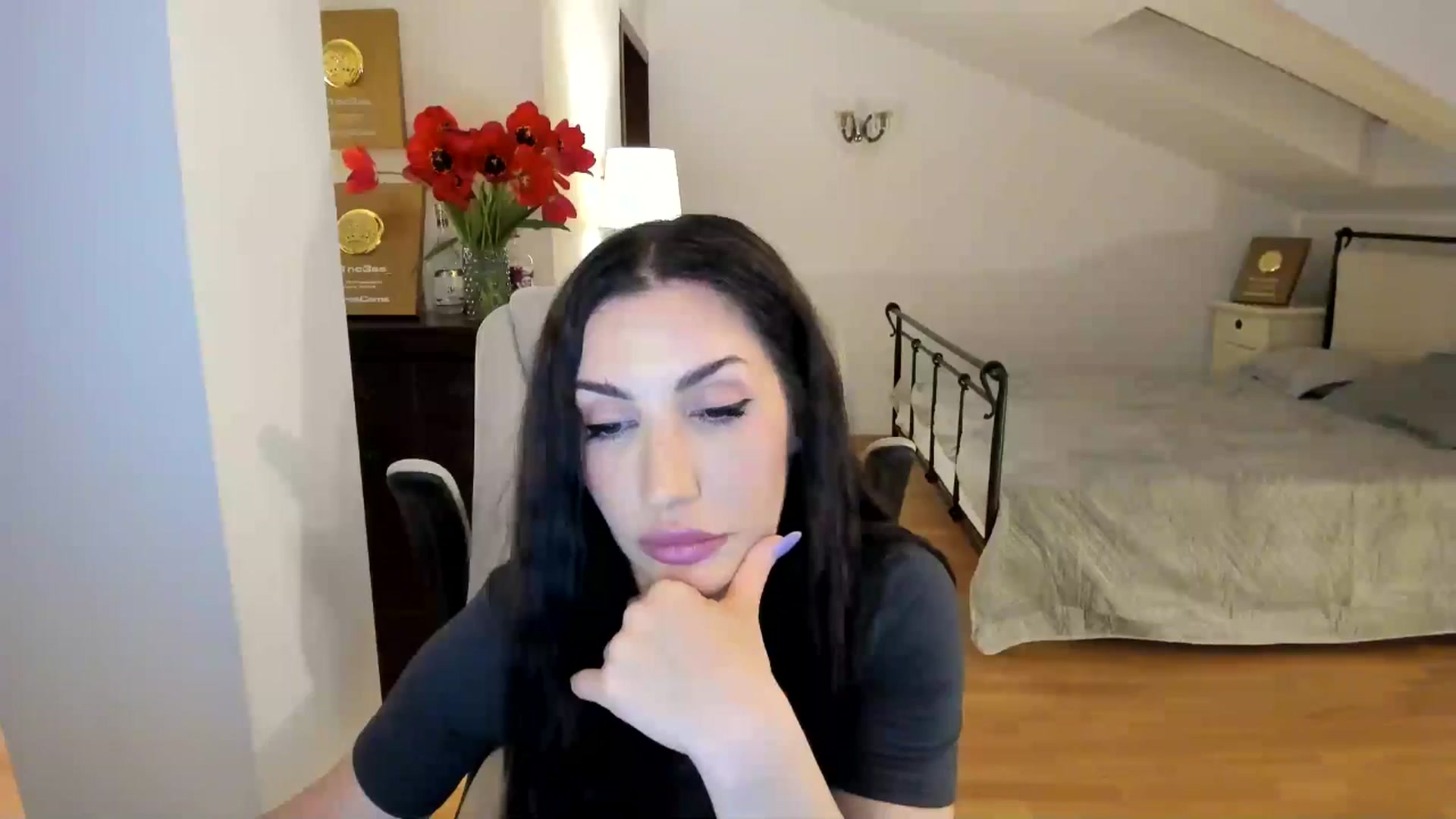 Gallery image thumbnail from Pr1nc3ss_'s myfreecams stream on, 04/20/2026, 07:18 image 6 of 20