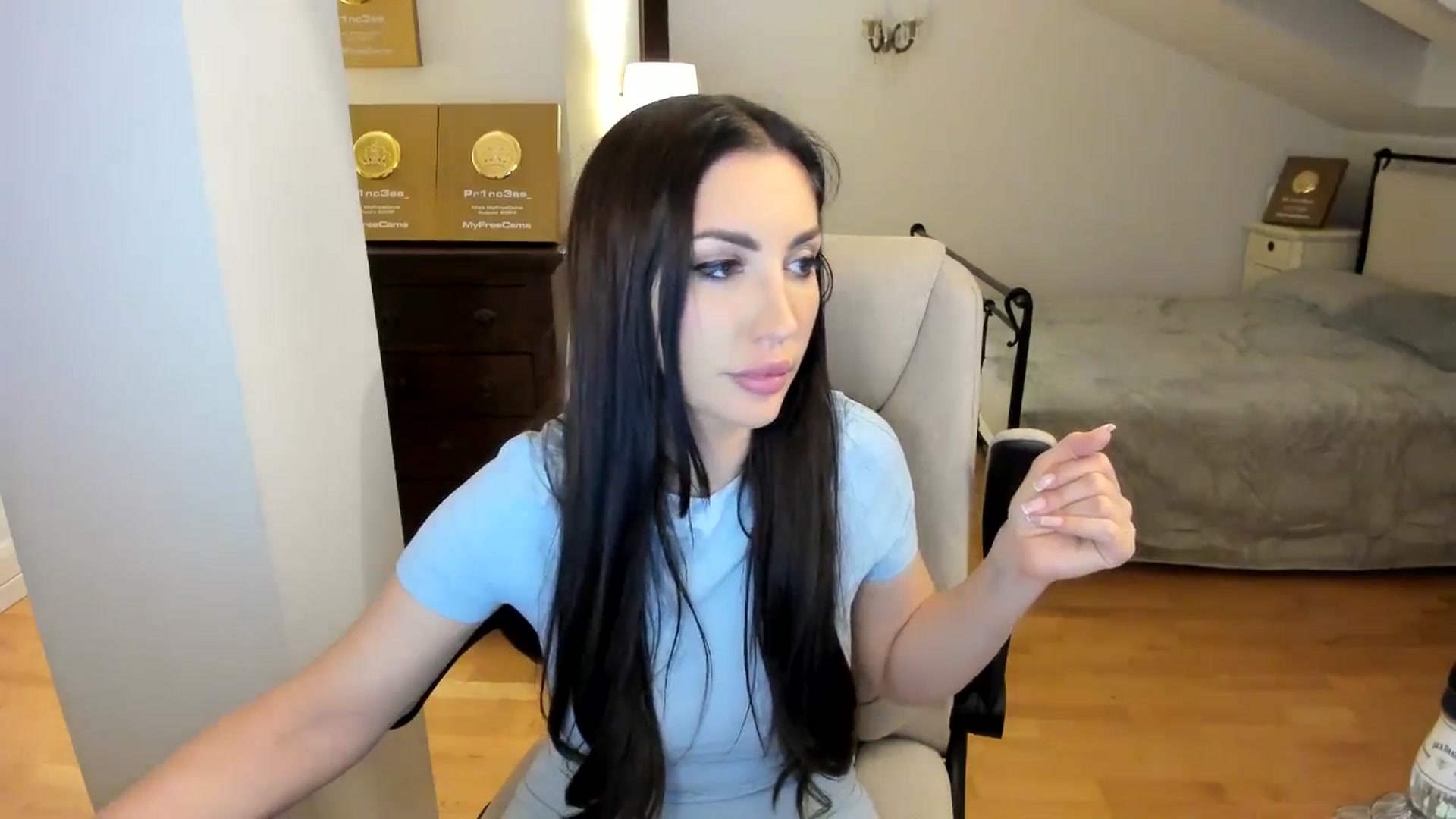 Gallery image thumbnail from Pr1nc3ss_'s myfreecams stream on, 04/23/2026, 05:29 image 6 of 20