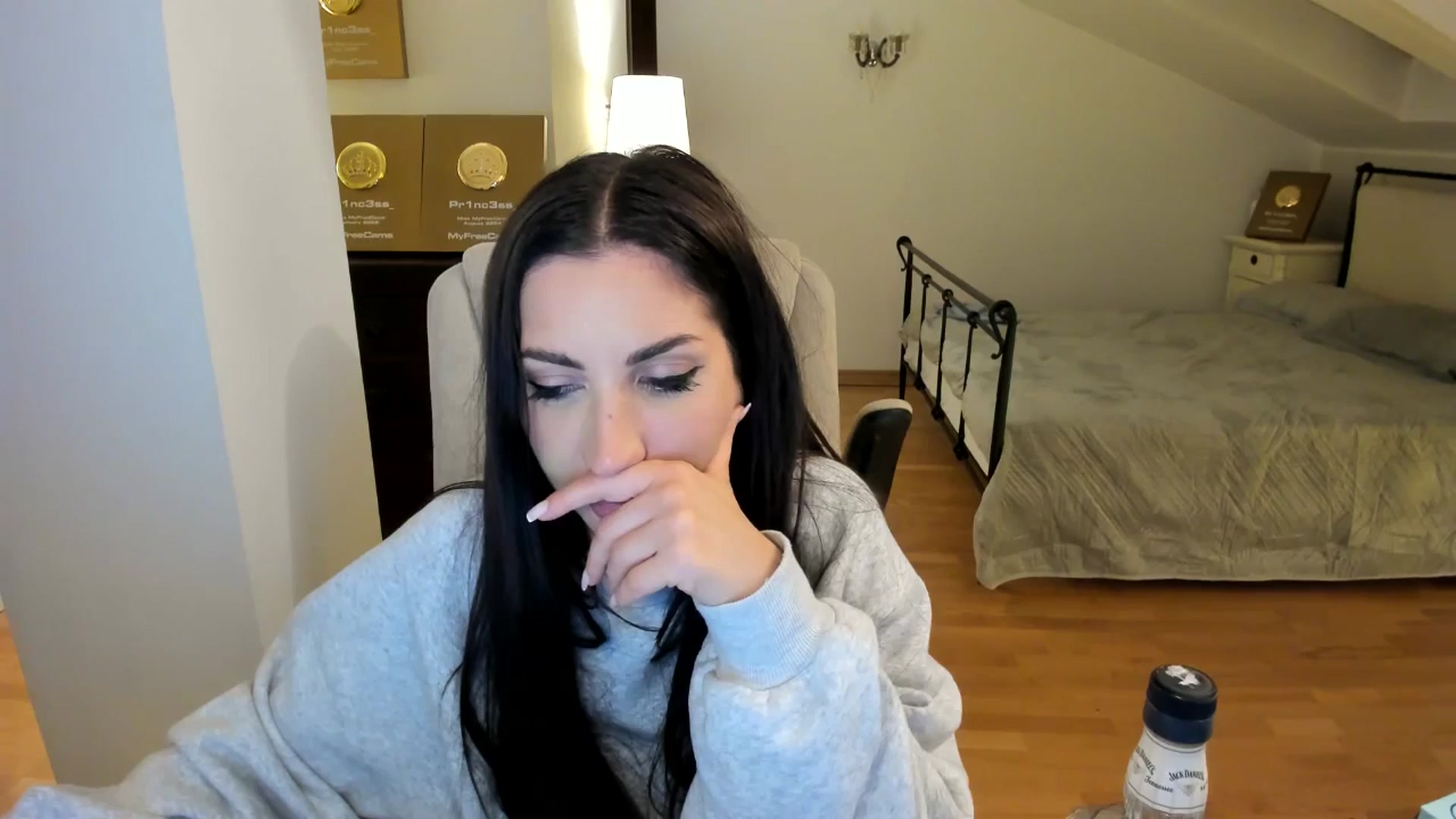 Gallery image thumbnail from Pr1nc3ss_'s myfreecams stream on, 04/23/2026, 07:06 image 19 of 20