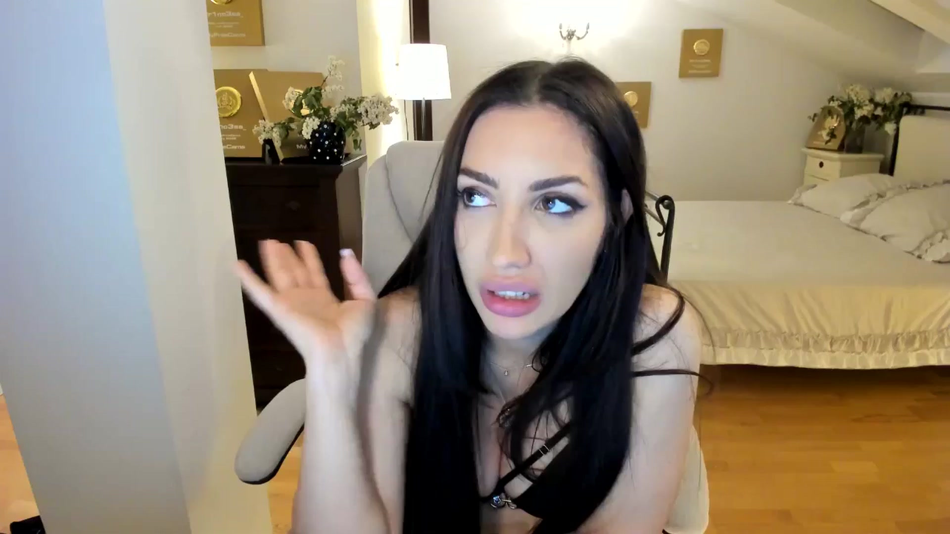 Gallery image thumbnail from Pr1nc3ss_'s myfreecams stream on, 04/30/2026, 07:16 image 13 of 20