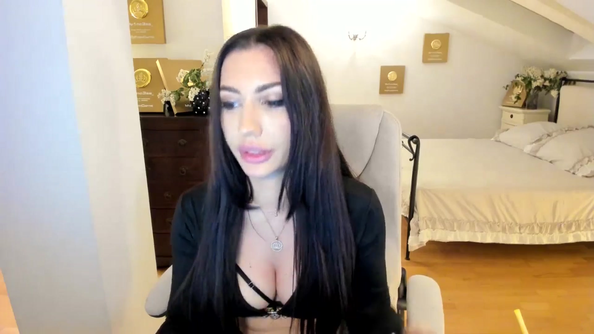 Gallery image thumbnail from Pr1nc3ss_'s myfreecams stream on, 04/30/2026, 07:16 image 5 of 20