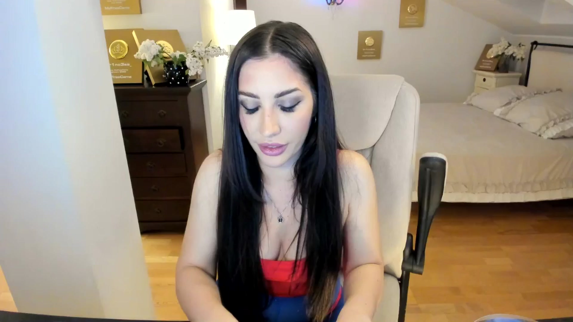 Gallery image thumbnail from Pr1nc3ss_'s myfreecams stream on, 05/02/2026, 09:03 image 6 of 20
