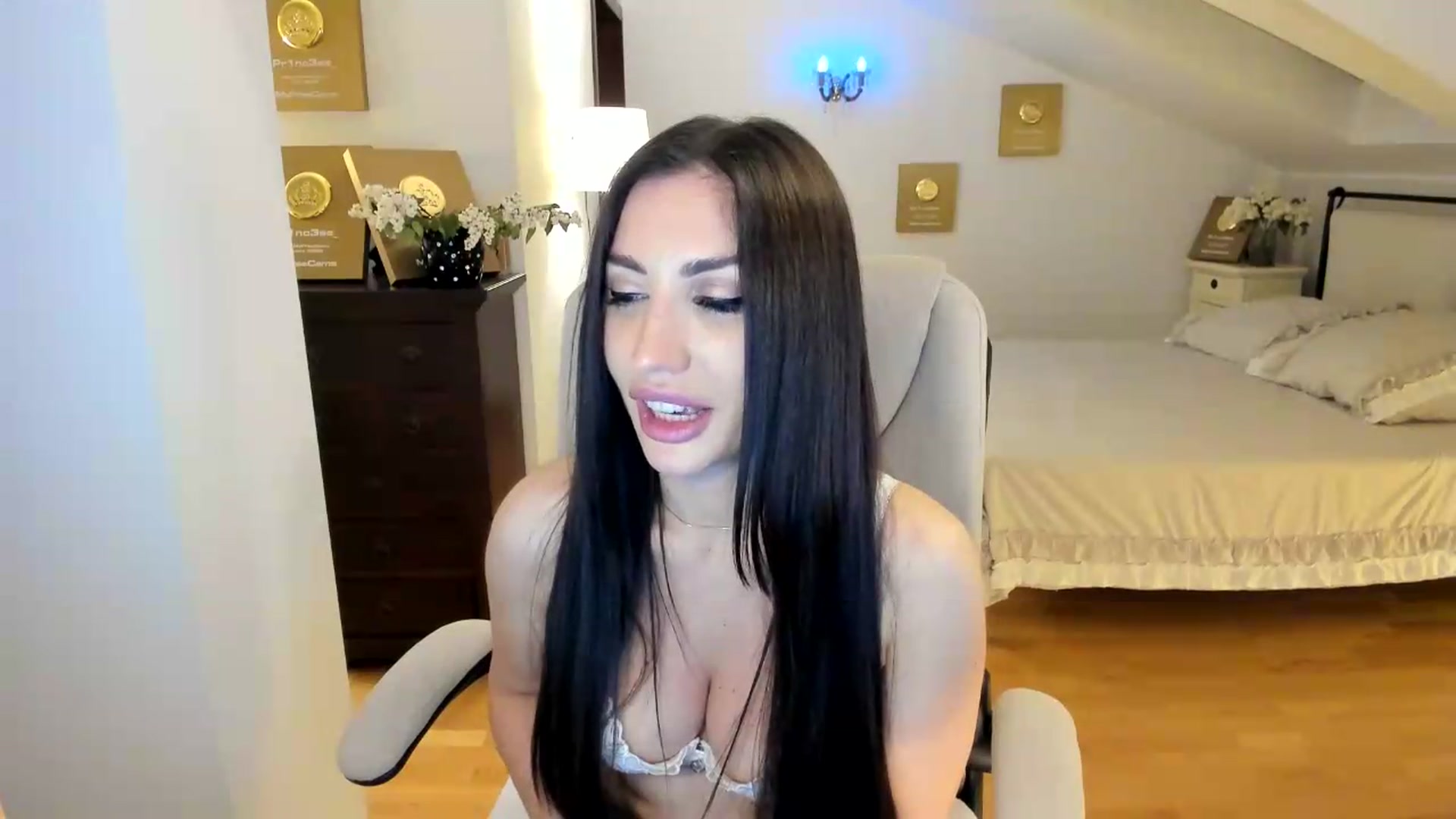 Gallery image thumbnail from Pr1nc3ss_'s myfreecams stream on, 05/03/2026, 12:01 image 4 of 20