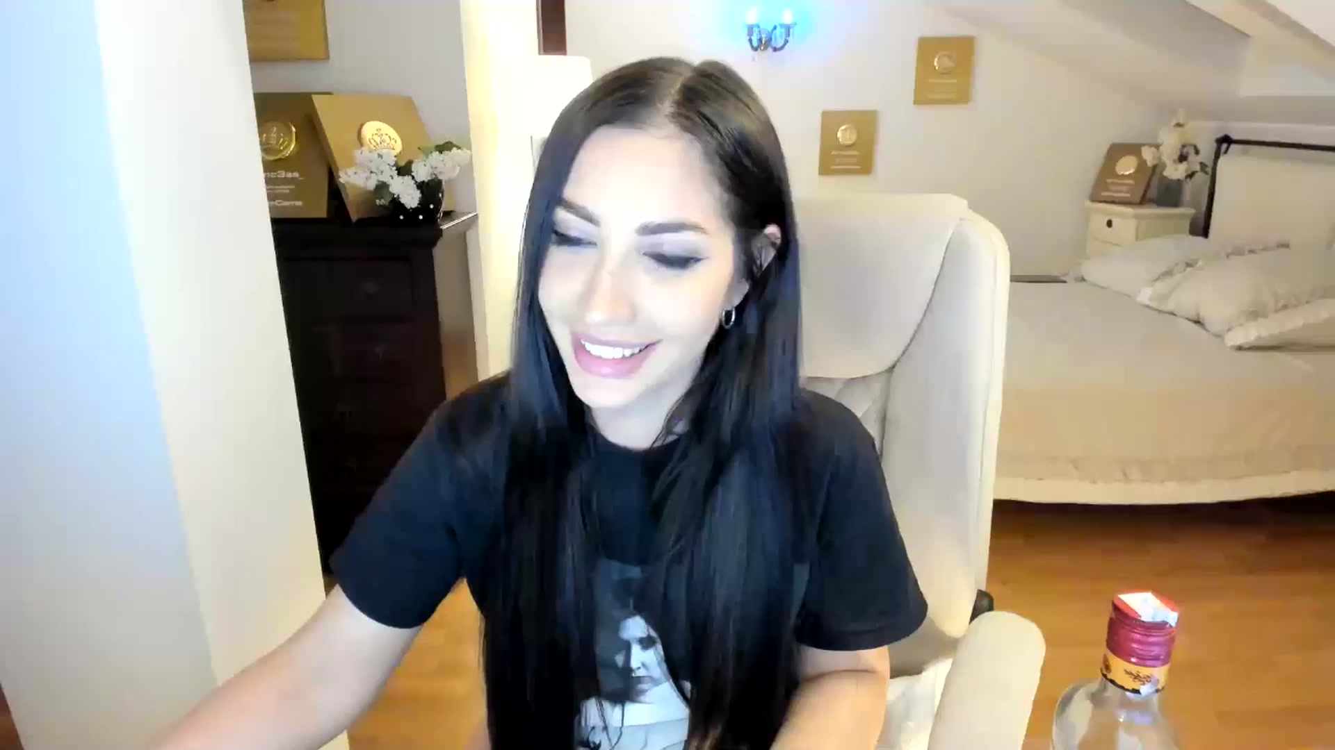 Gallery image thumbnail from Pr1nc3ss_'s myfreecams stream on, 05/05/2026, 06:38 image 16 of 20