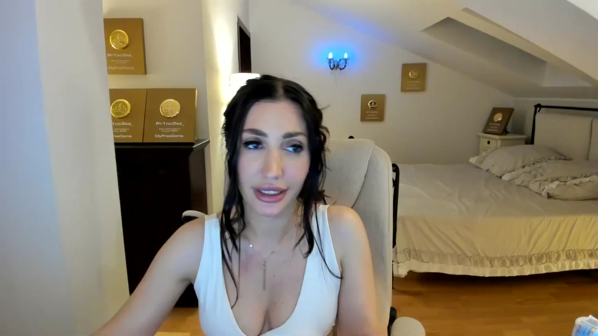 Gallery image thumbnail from Pr1nc3ss_'s myfreecams stream on, 05/09/2026, 11:20 image 16 of 20