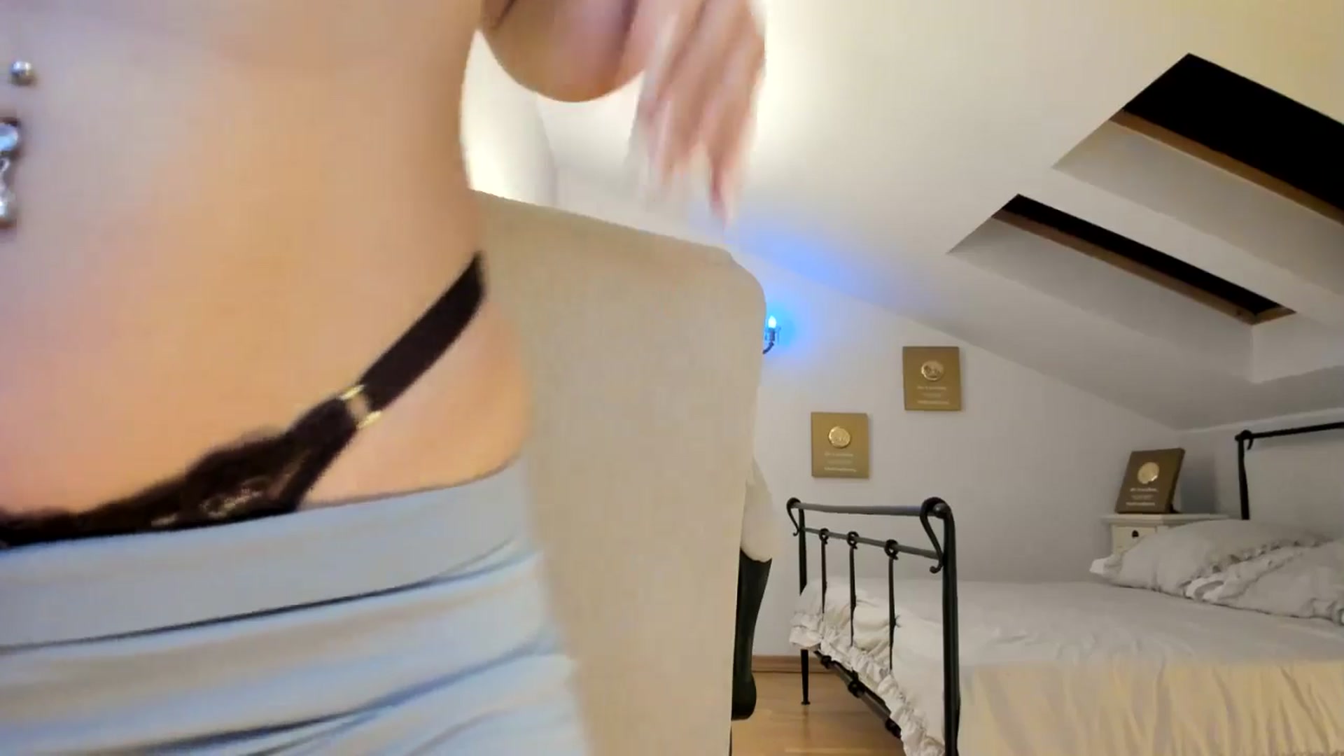 Gallery image thumbnail from Pr1nc3ss_'s myfreecams stream on, 05/11/2026, 06:10 image 12 of 20