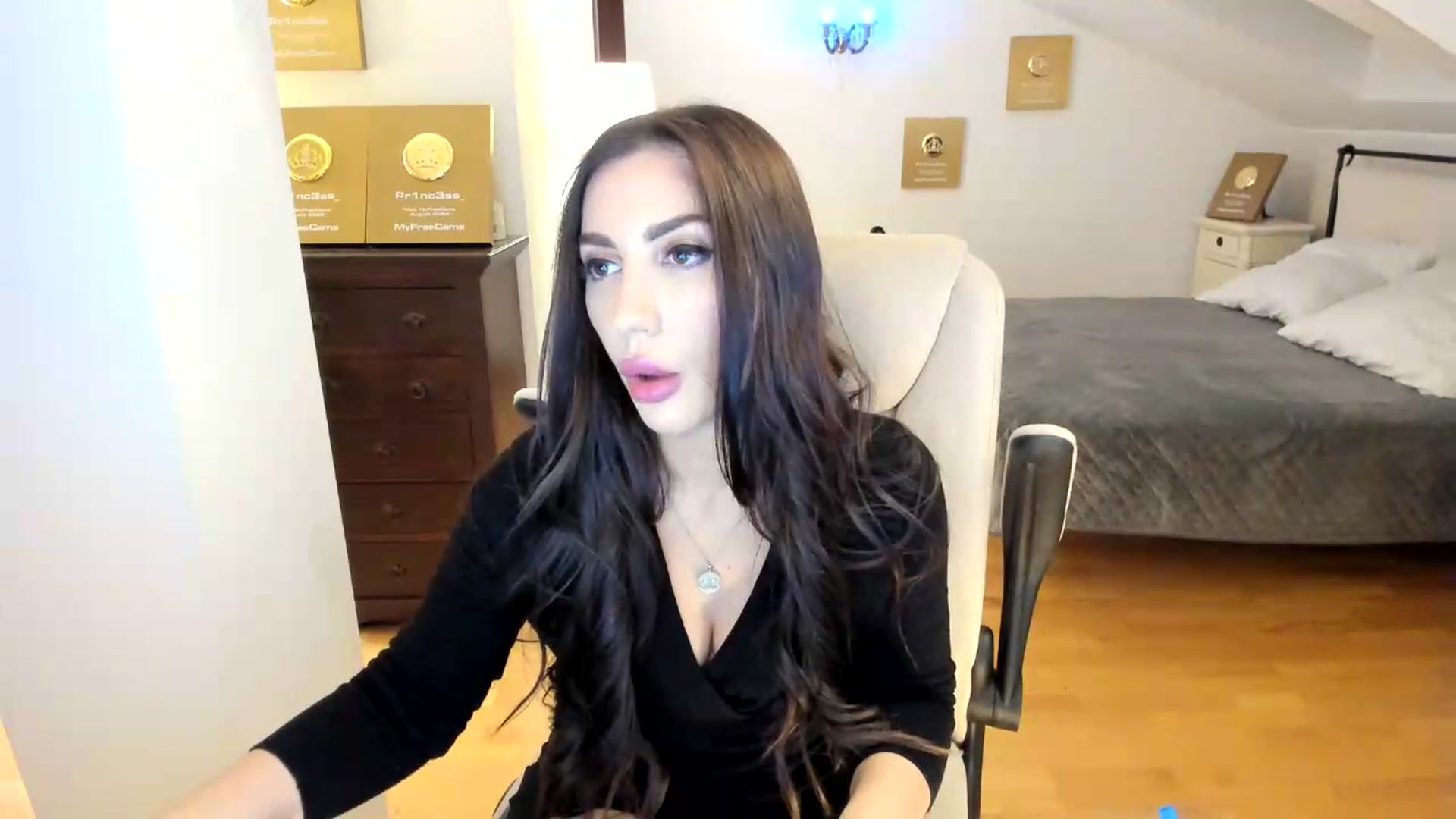 Gallery image thumbnail from Pr1nc3ss_'s myfreecams stream on, 05/14/2026, 06:18 image 2 of 20