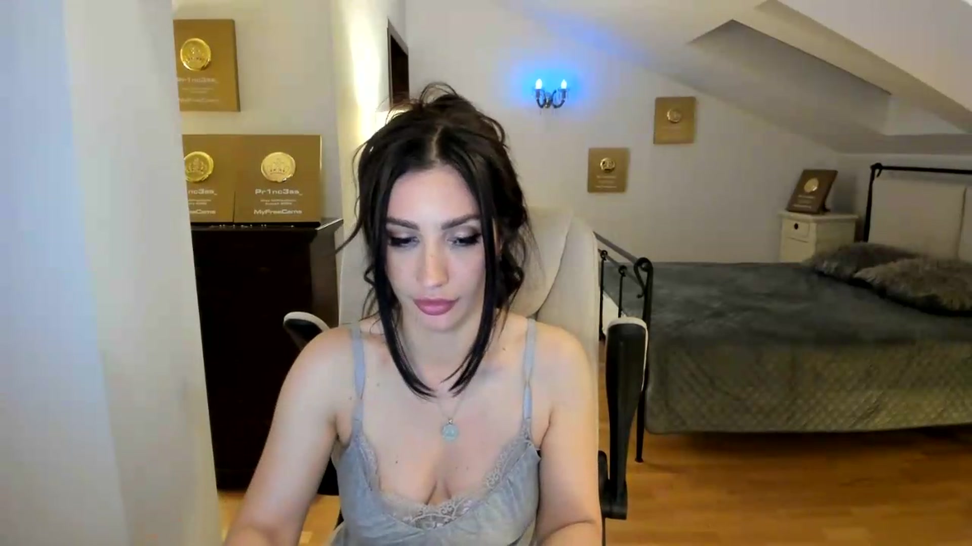 Gallery image thumbnail from Pr1nc3ss_'s myfreecams stream on, 05/17/2026, 15:58 image 19 of 20
