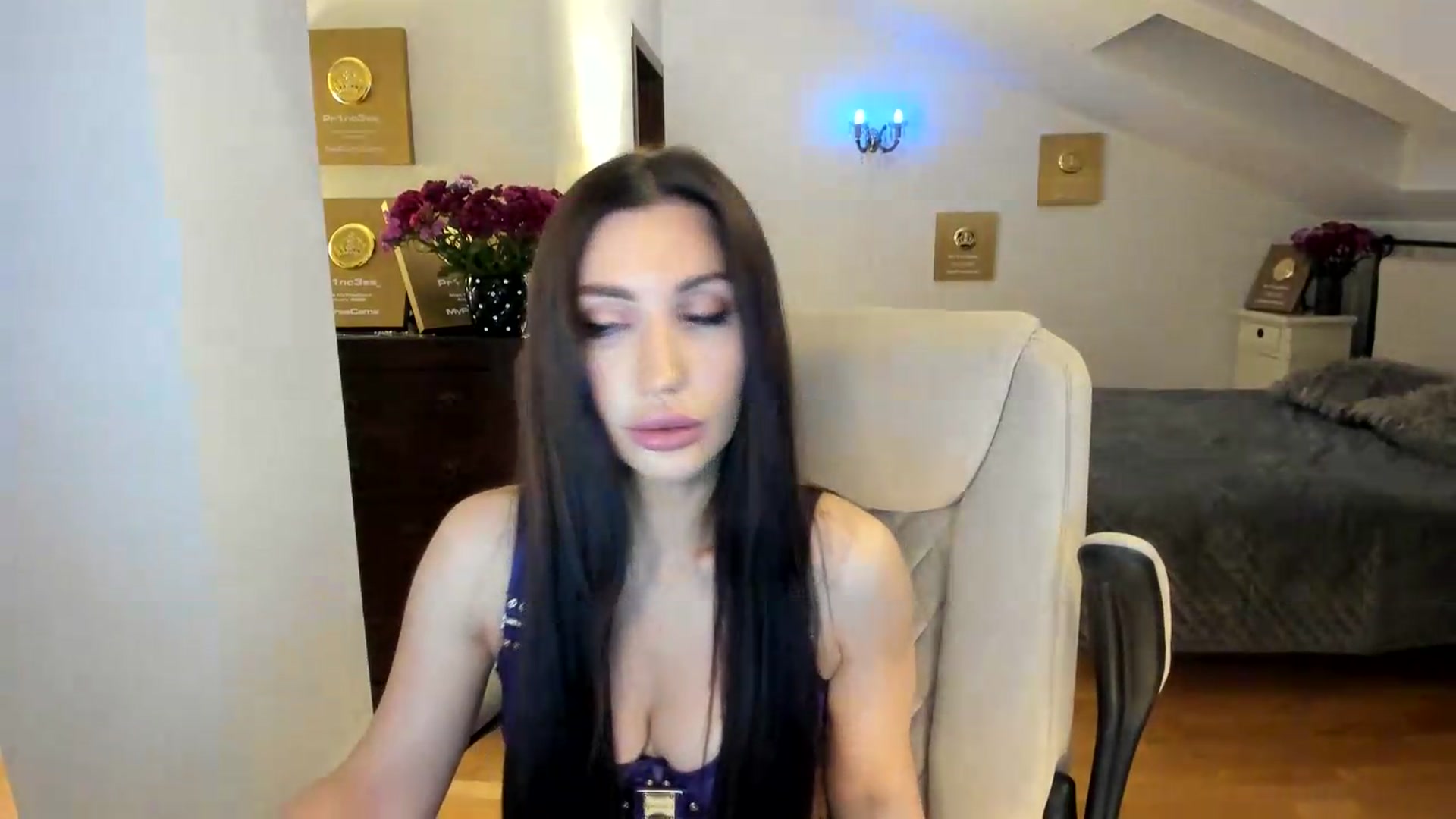 Gallery image thumbnail from Pr1nc3ss_'s myfreecams stream on, 05/20/2026, 07:14 image 5 of 20