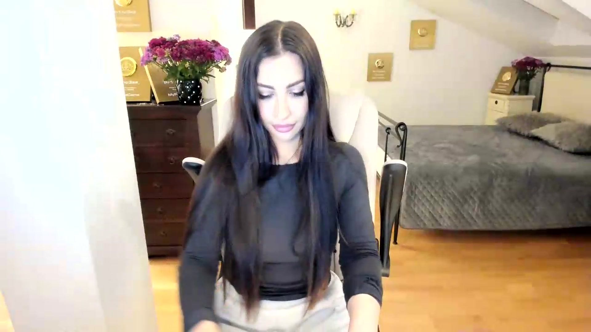 Gallery image thumbnail from Pr1nc3ss_'s myfreecams stream on, 05/22/2026, 07:38 image 3 of 20