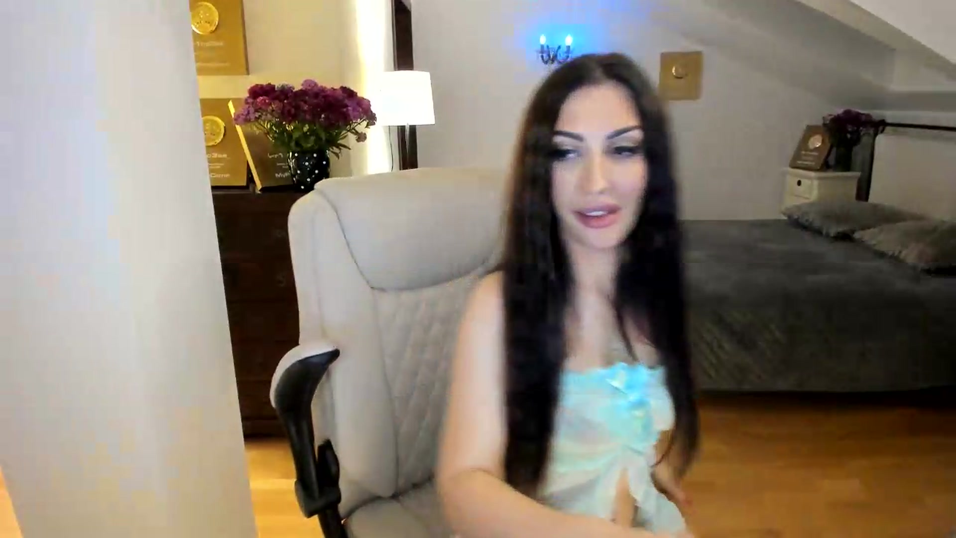 Gallery image thumbnail from Pr1nc3ss_'s myfreecams stream on, 05/24/2026, 09:08 image 13 of 20