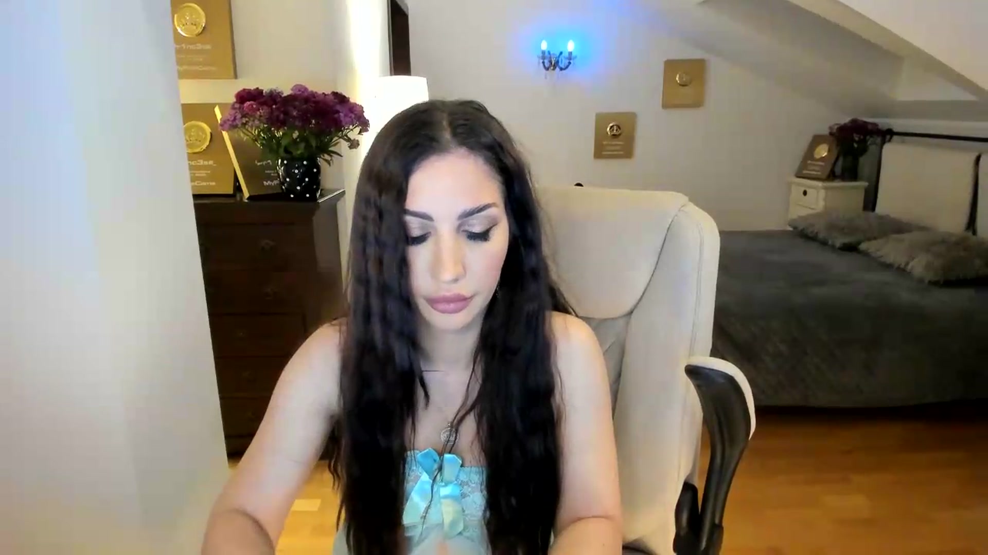 Gallery image thumbnail from Pr1nc3ss_'s myfreecams stream on, 05/24/2026, 09:08 image 9 of 20