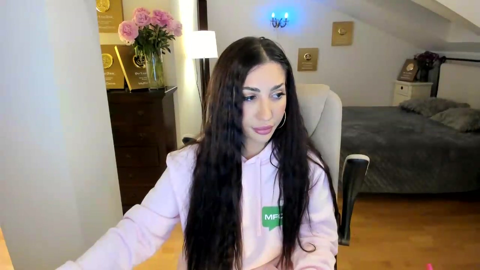Gallery image thumbnail from Pr1nc3ss_'s myfreecams stream on, 05/26/2026, 07:34 image 5 of 20