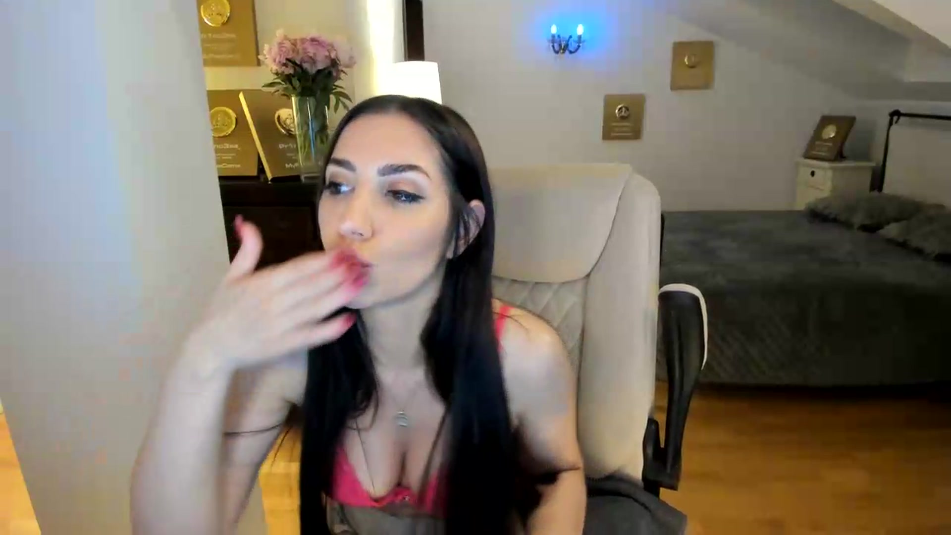 Gallery image thumbnail from Pr1nc3ss_'s myfreecams stream on, 05/29/2026, 07:58 image 13 of 20