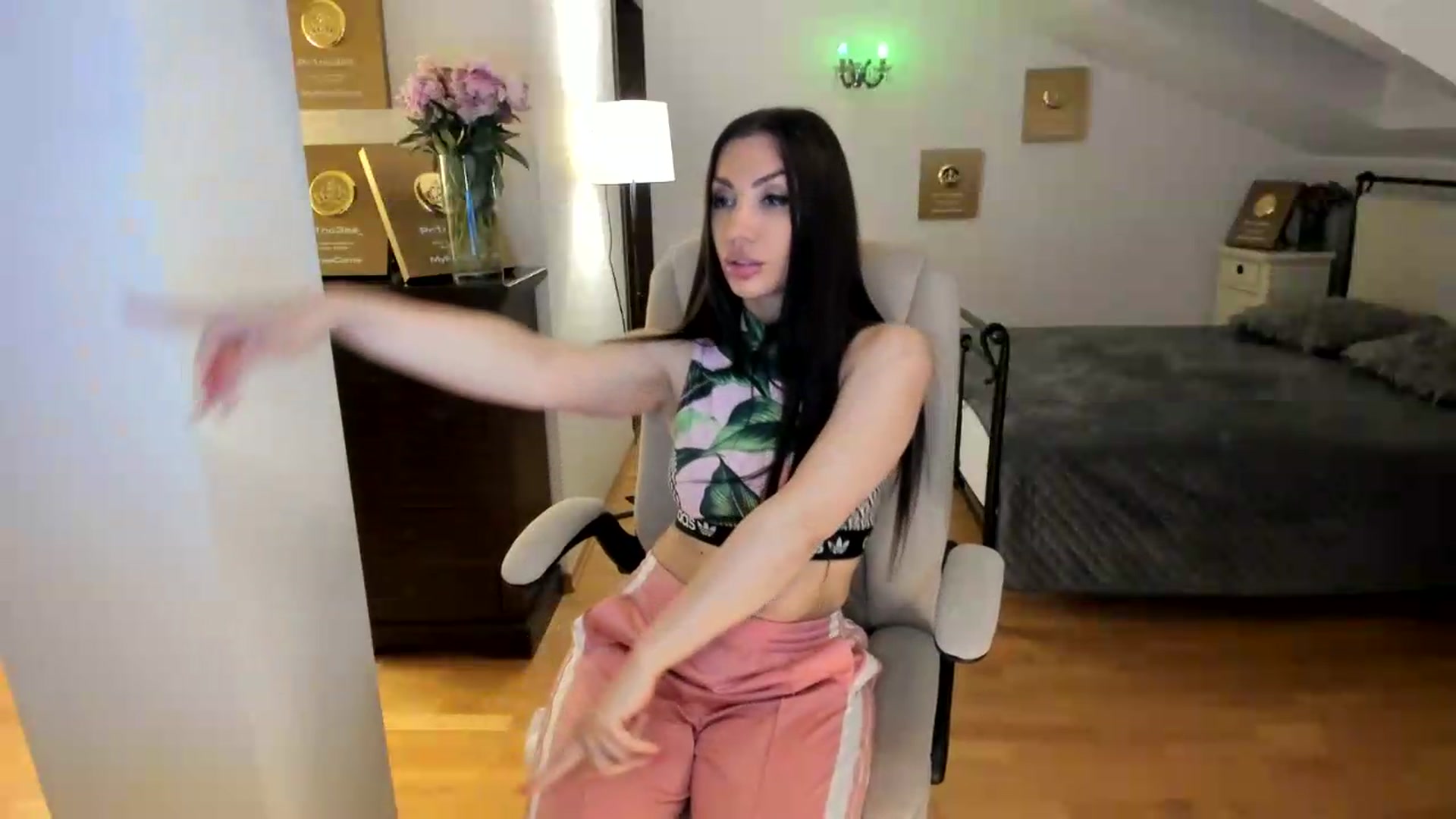Gallery image thumbnail from Pr1nc3ss_'s myfreecams stream on, 05/30/2026, 10:18 image 8 of 20