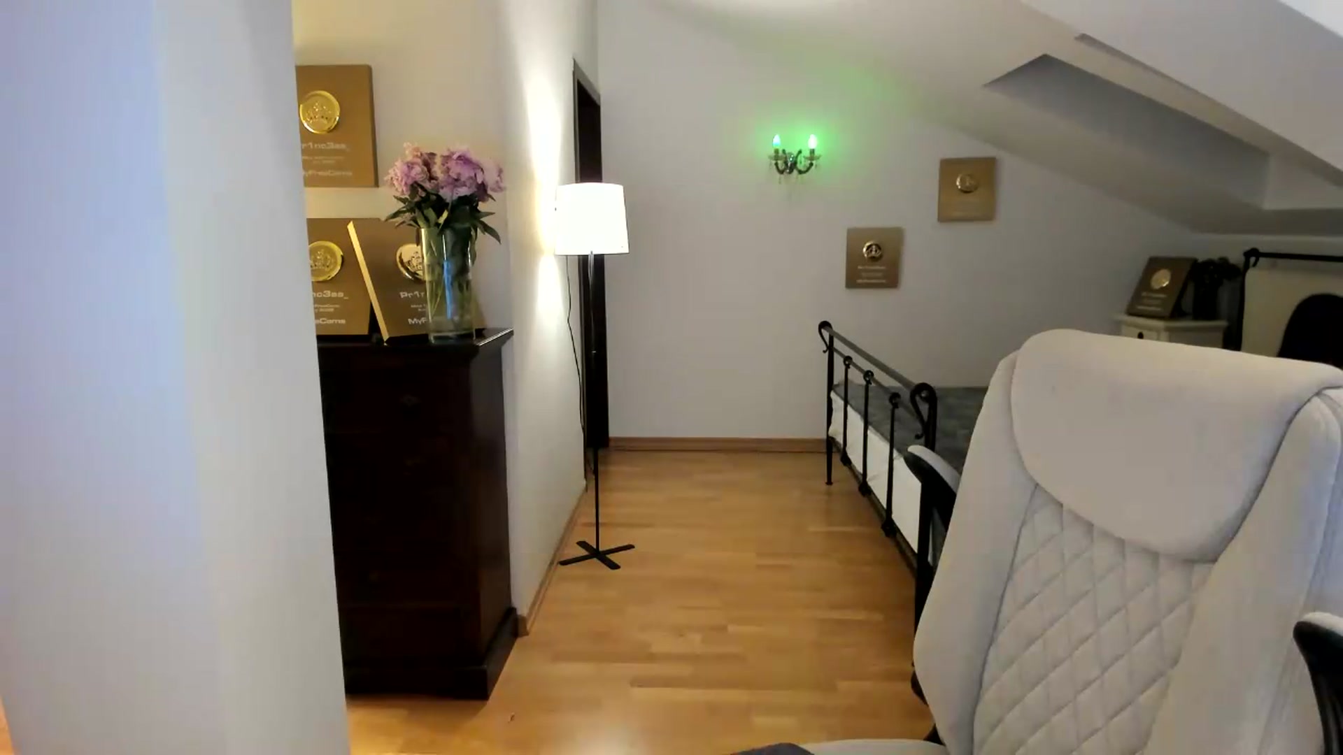 Gallery image thumbnail from Pr1nc3ss_'s myfreecams stream on, 05/30/2026, 15:42 image 3 of 20
