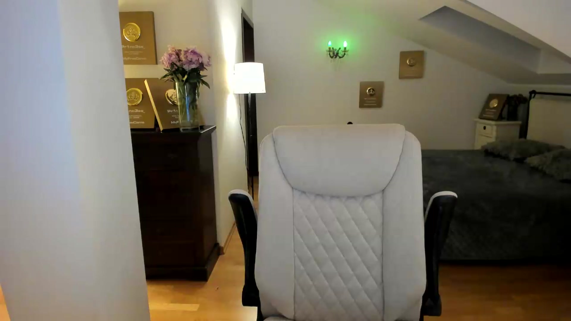 Gallery image thumbnail from Pr1nc3ss_'s myfreecams stream on, 05/30/2026, 15:42 image 6 of 20
