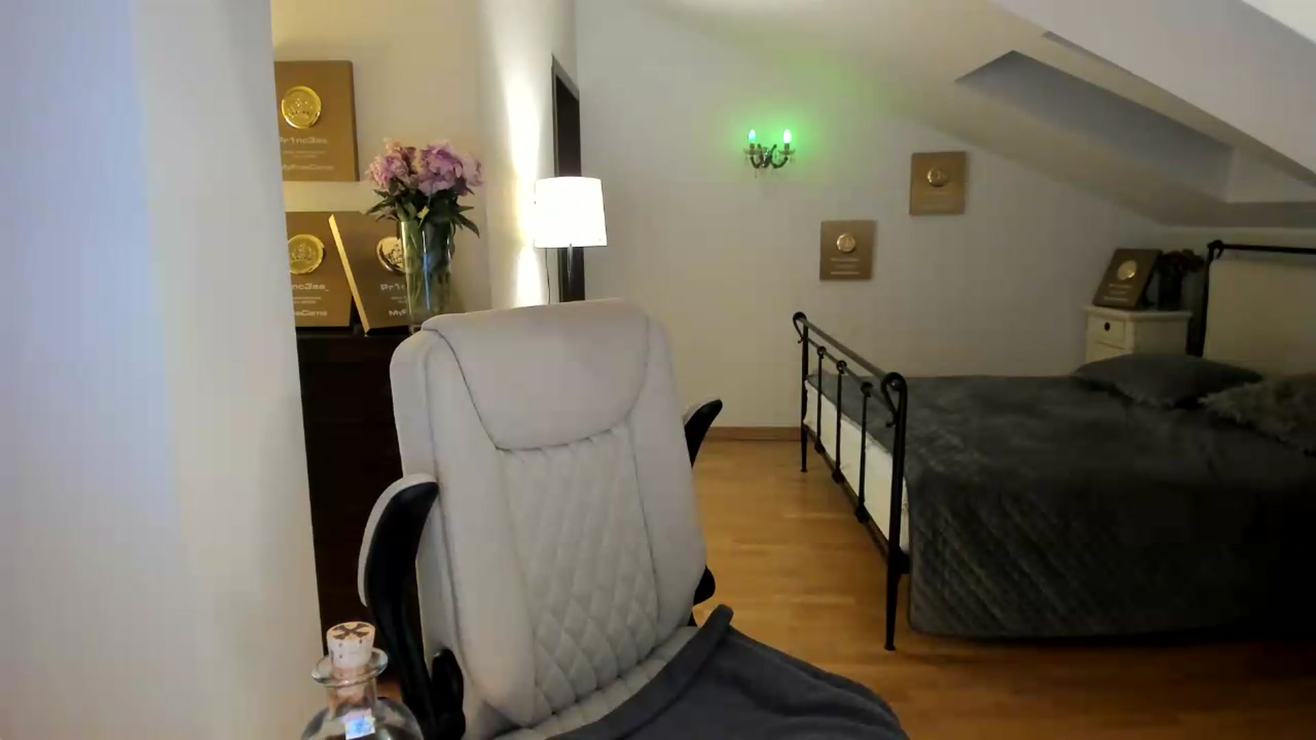 Gallery image thumbnail from Pr1nc3ss_'s myfreecams stream on, 05/30/2026, 15:42 image 13 of 20