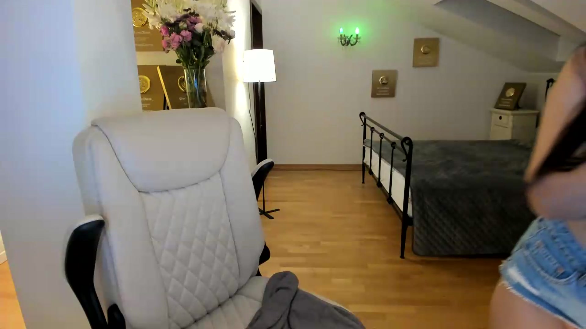 Gallery image thumbnail from Pr1nc3ss_'s myfreecams stream on, 06/07/2026, 09:18 image 5 of 20