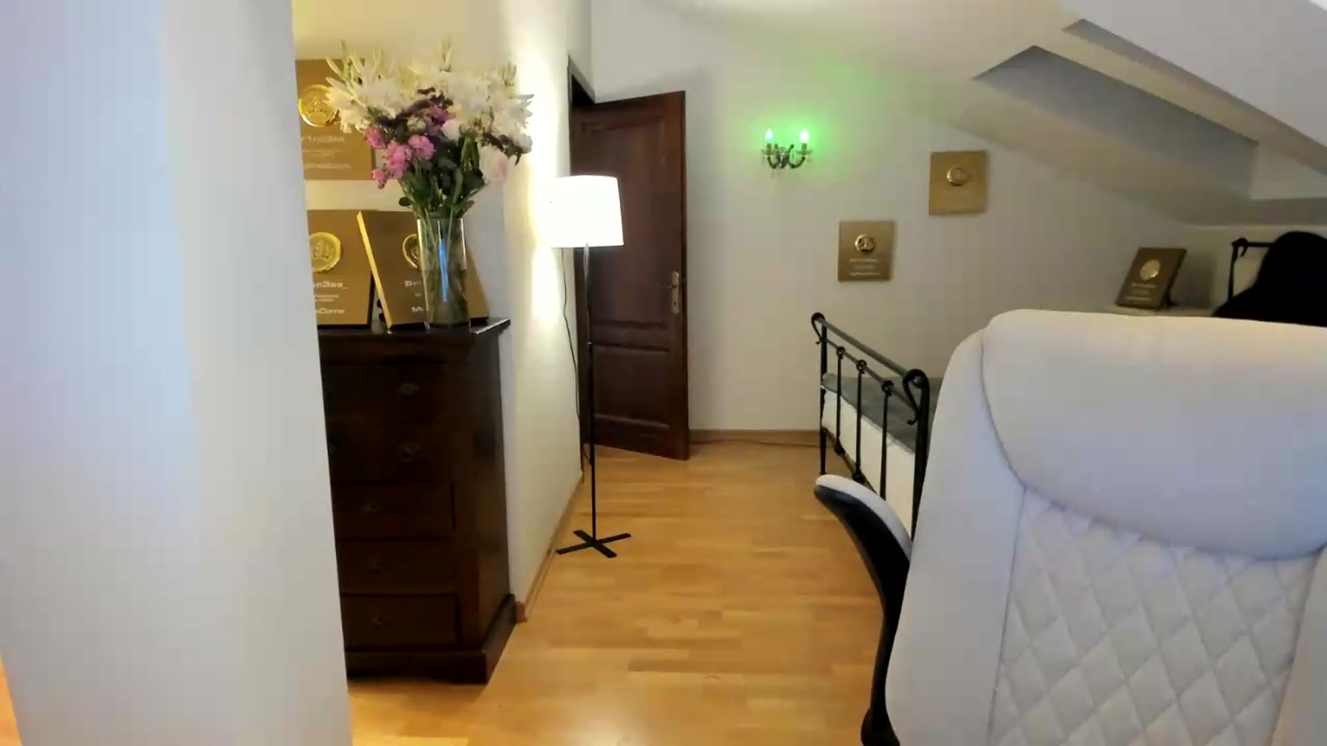 Gallery image thumbnail from Pr1nc3ss_'s myfreecams stream on, 06/07/2026, 14:09 image 4 of 20