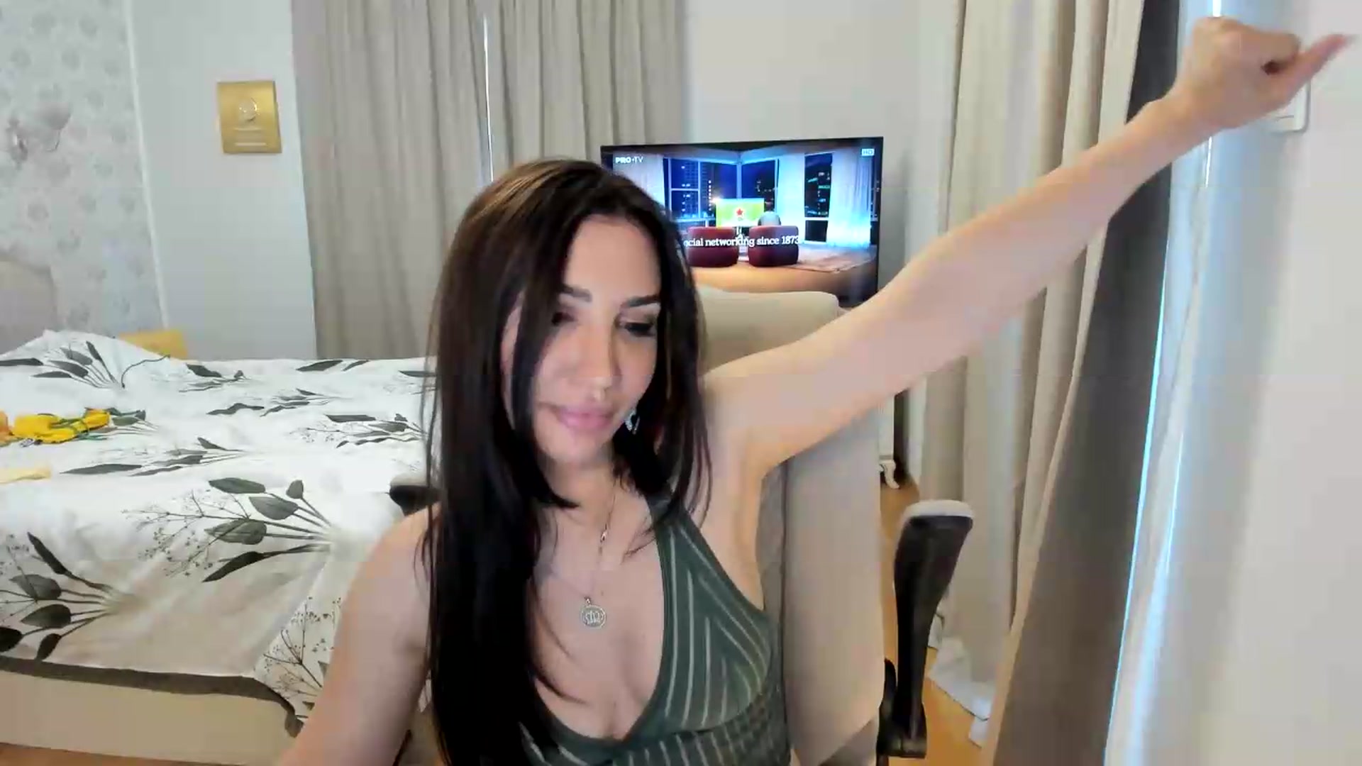 Gallery image thumbnail from Pr1nc3ss_'s myfreecams stream on, 06/20/2026, 08:29 image 16 of 20