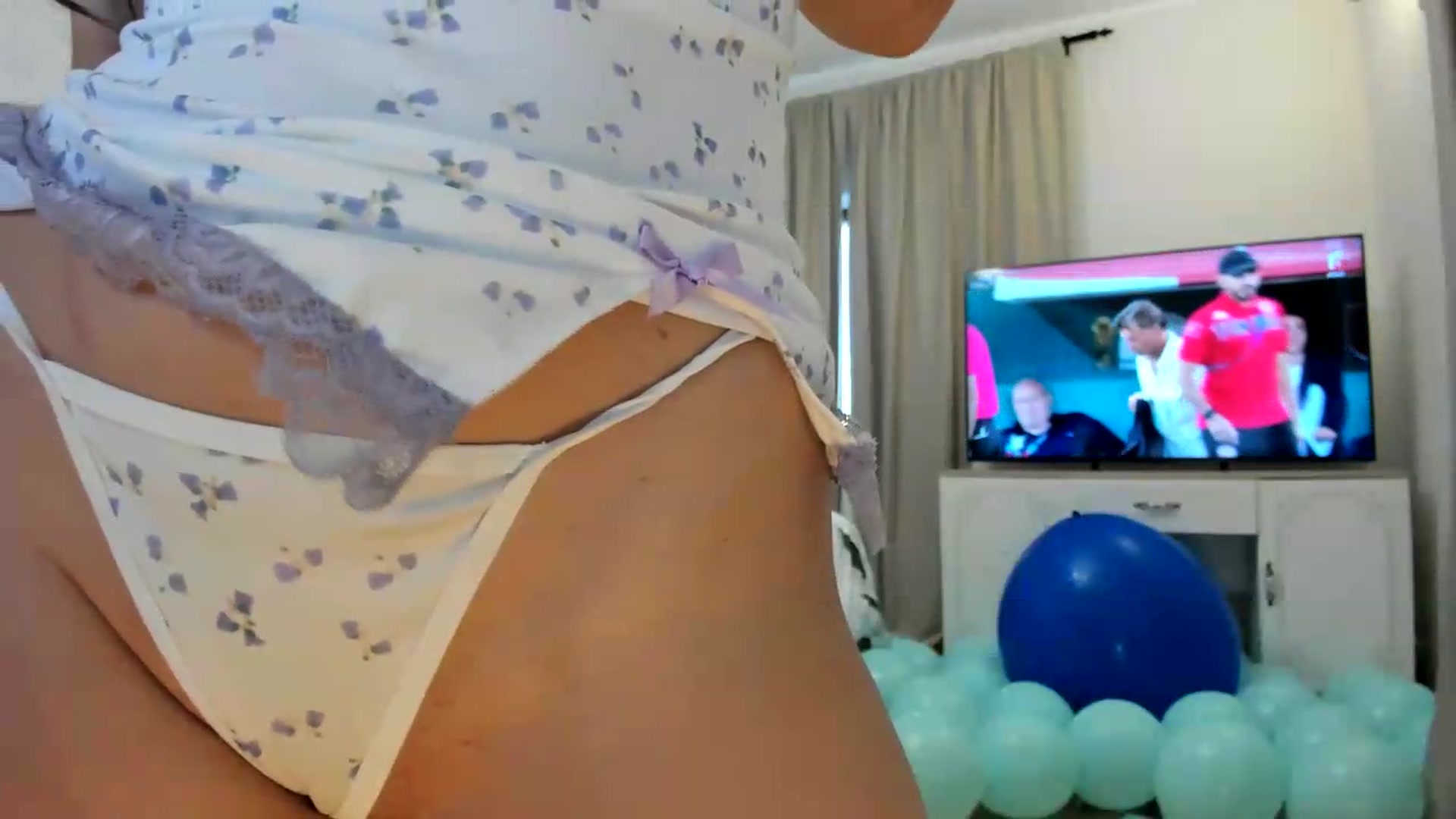 Gallery image thumbnail from Pr1nc3ss_'s myfreecams stream on, 06/21/2026, 07:18 image 6 of 20
