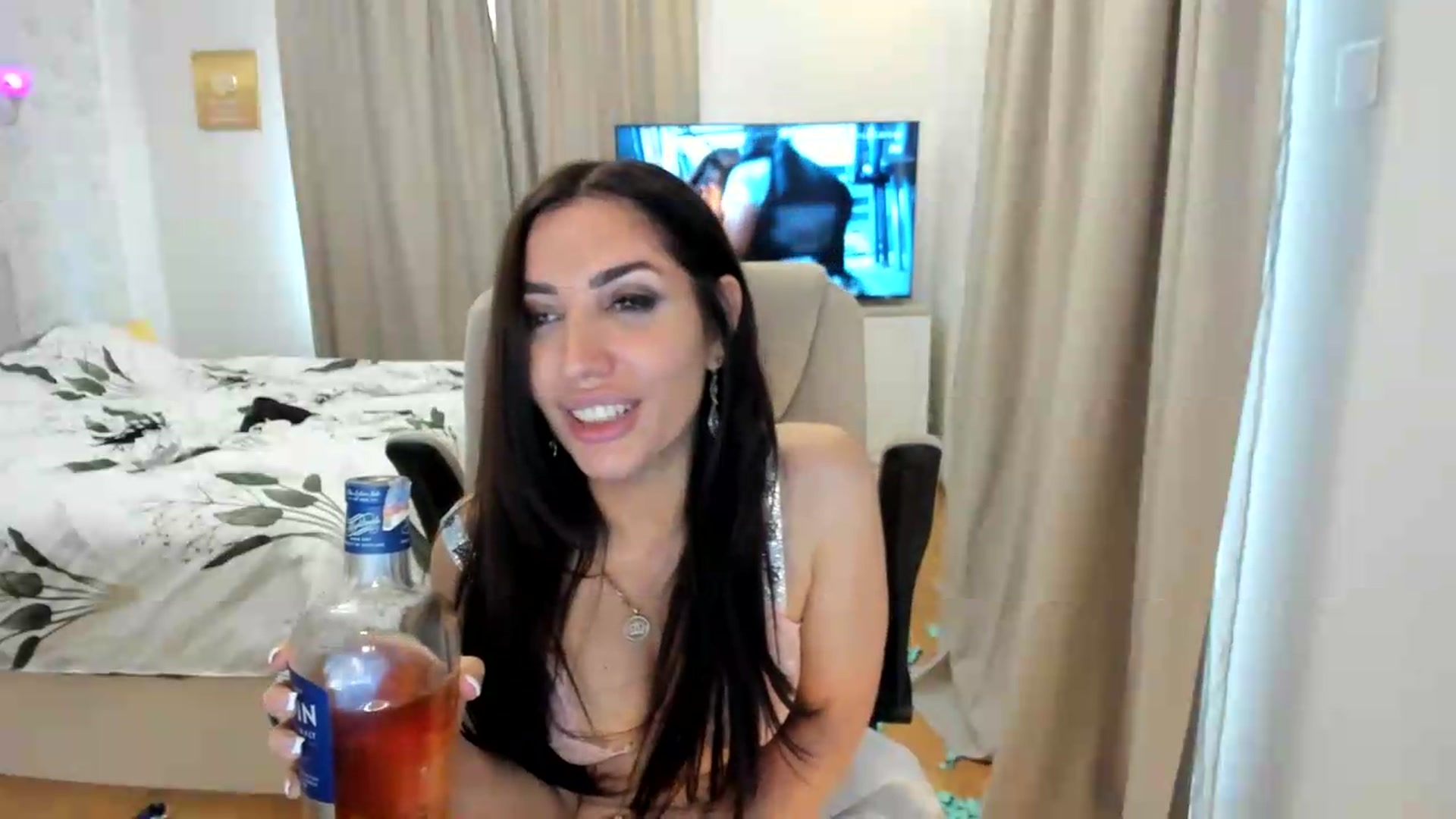 Gallery image thumbnail from Pr1nc3ss_'s myfreecams stream on, 06/21/2026, 14:35 image 7 of 20