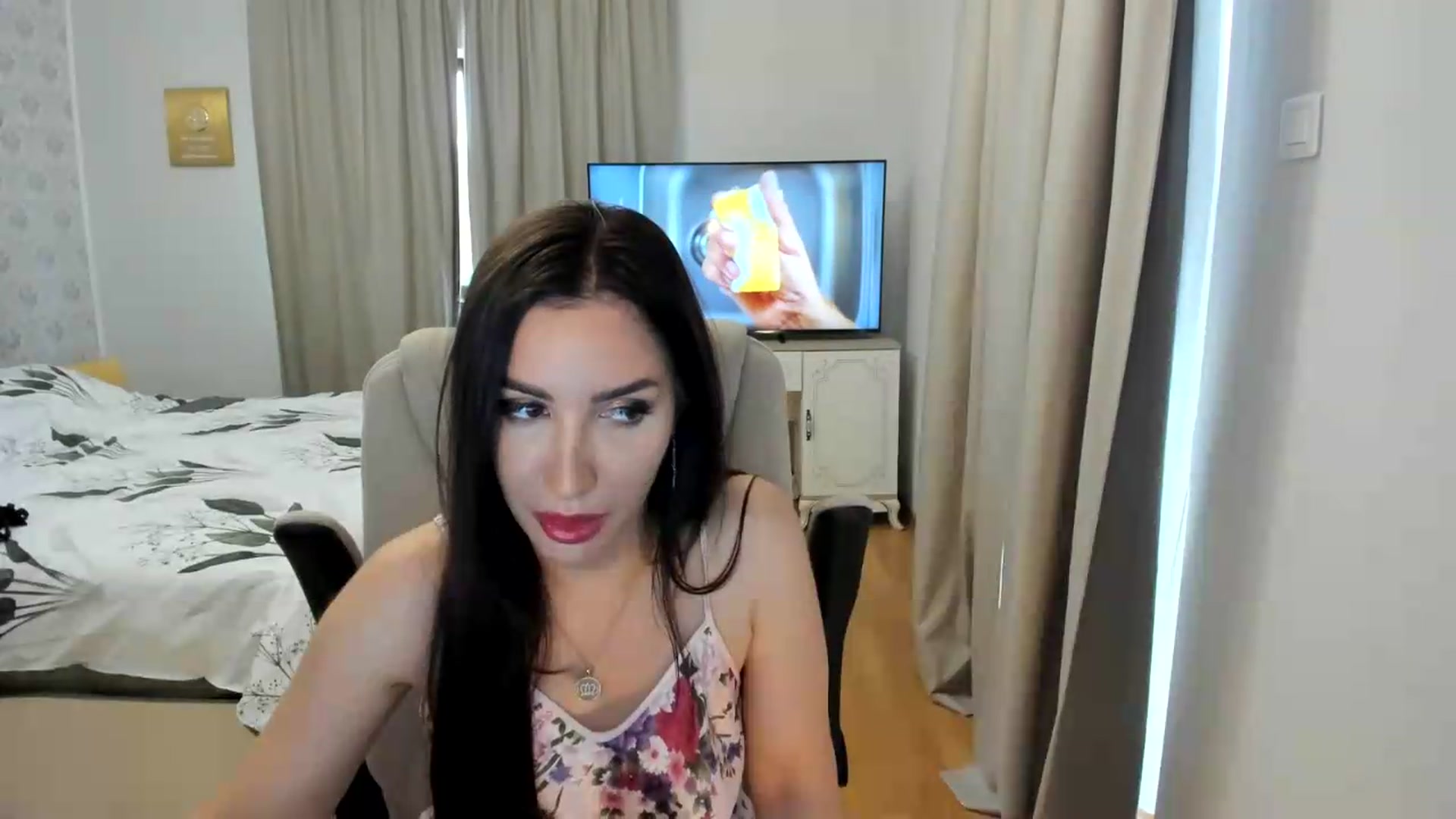Gallery image thumbnail from Pr1nc3ss_'s myfreecams stream on, 06/22/2026, 09:26 image 7 of 20
