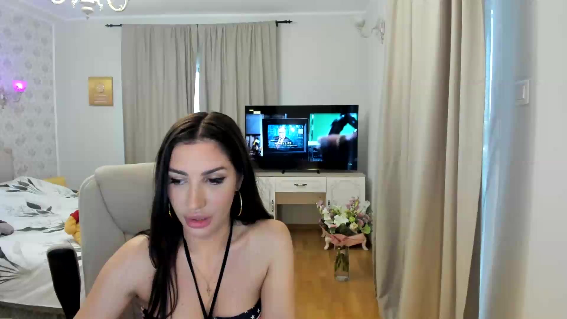 Gallery image thumbnail from Pr1nc3ss_'s myfreecams stream on, 06/26/2026, 04:35 image 18 of 20