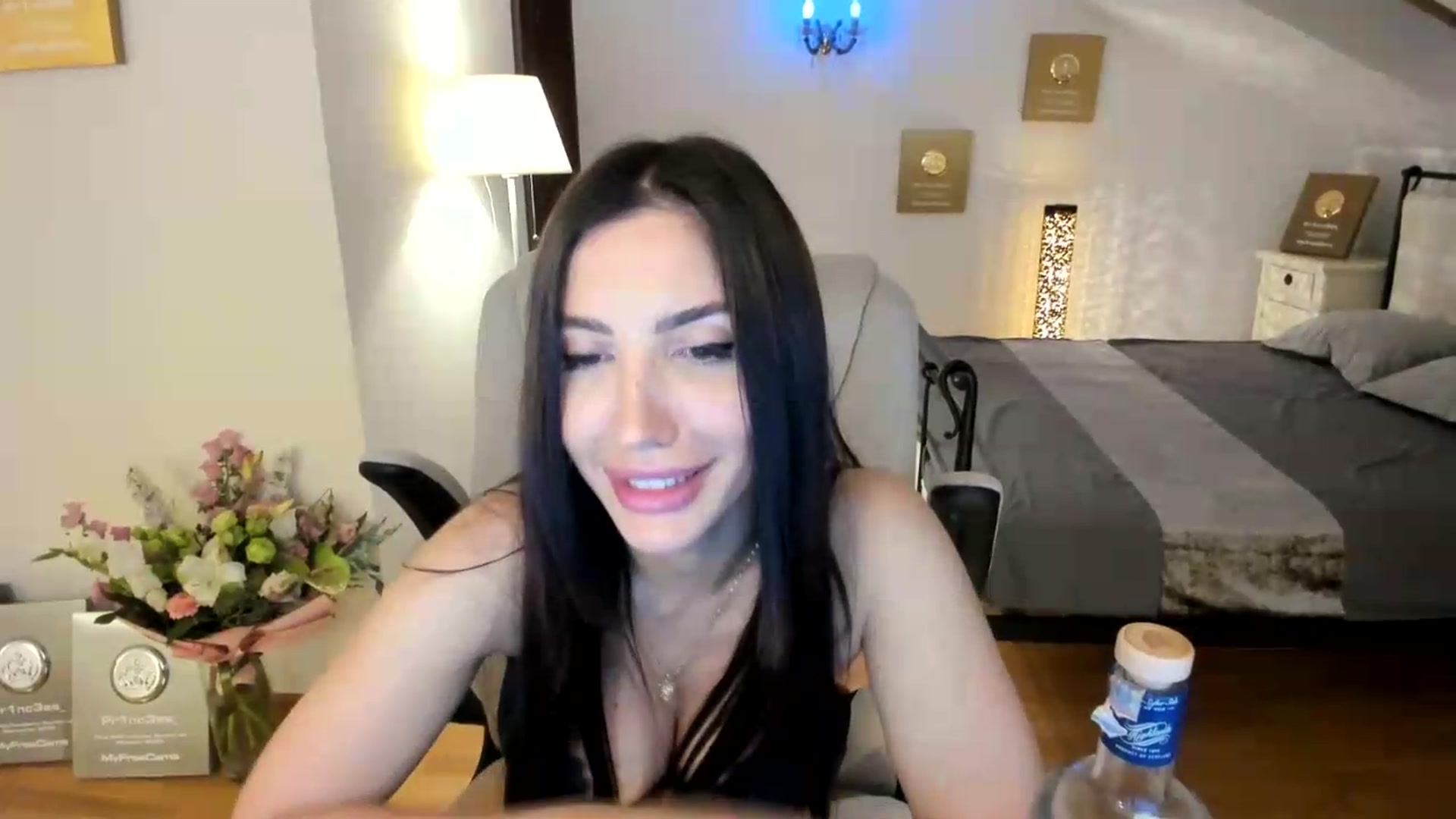Gallery image thumbnail from Pr1nc3ss_'s myfreecams stream on, 06/27/2026, 13:44 image 5 of 20