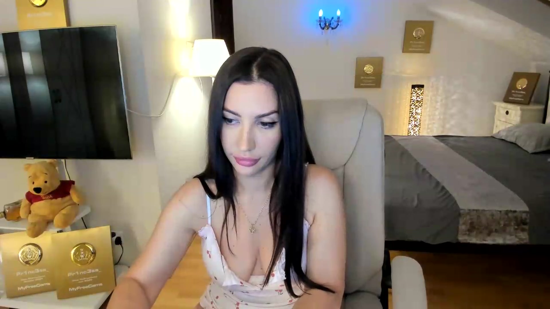 Gallery image thumbnail from Pr1nc3ss_'s myfreecams stream on, 07/09/2026, 03:33 image 16 of 20