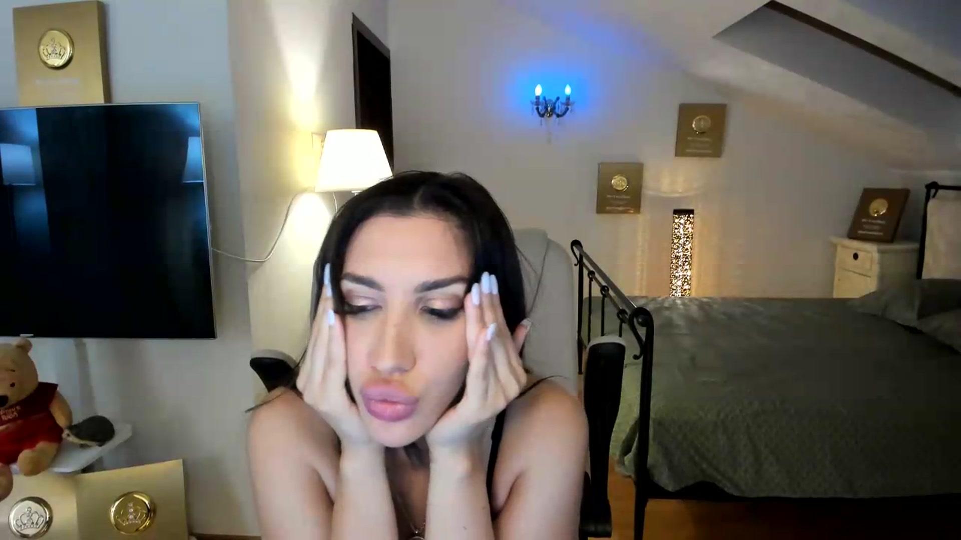 Gallery image thumbnail from Pr1nc3ss_'s myfreecams stream on, 08/08/2026, 09:03 image 14 of 20